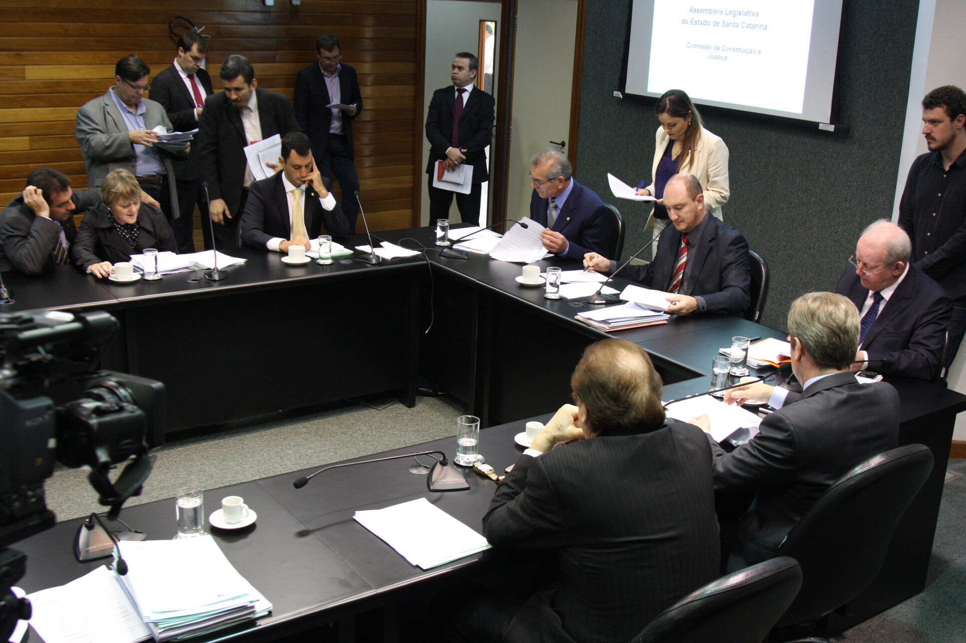 CCJ aprova fusão da Agesc e Agesan