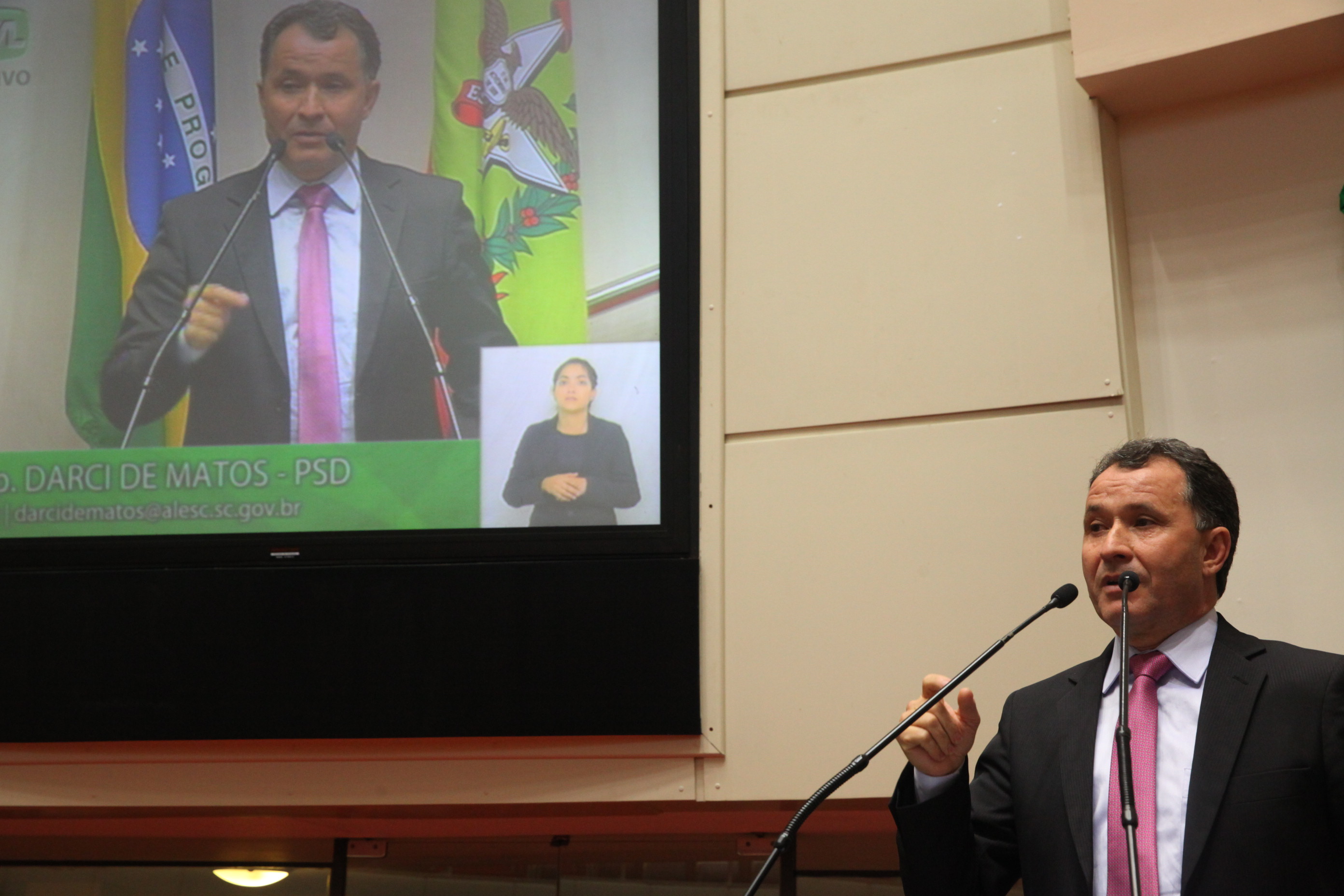 Sessão Ordinária - Plenário Osni Régis. Deputado Darci de Matos (PSD)  Foto: Eduardo Guedes de Oliveira / Agência AL