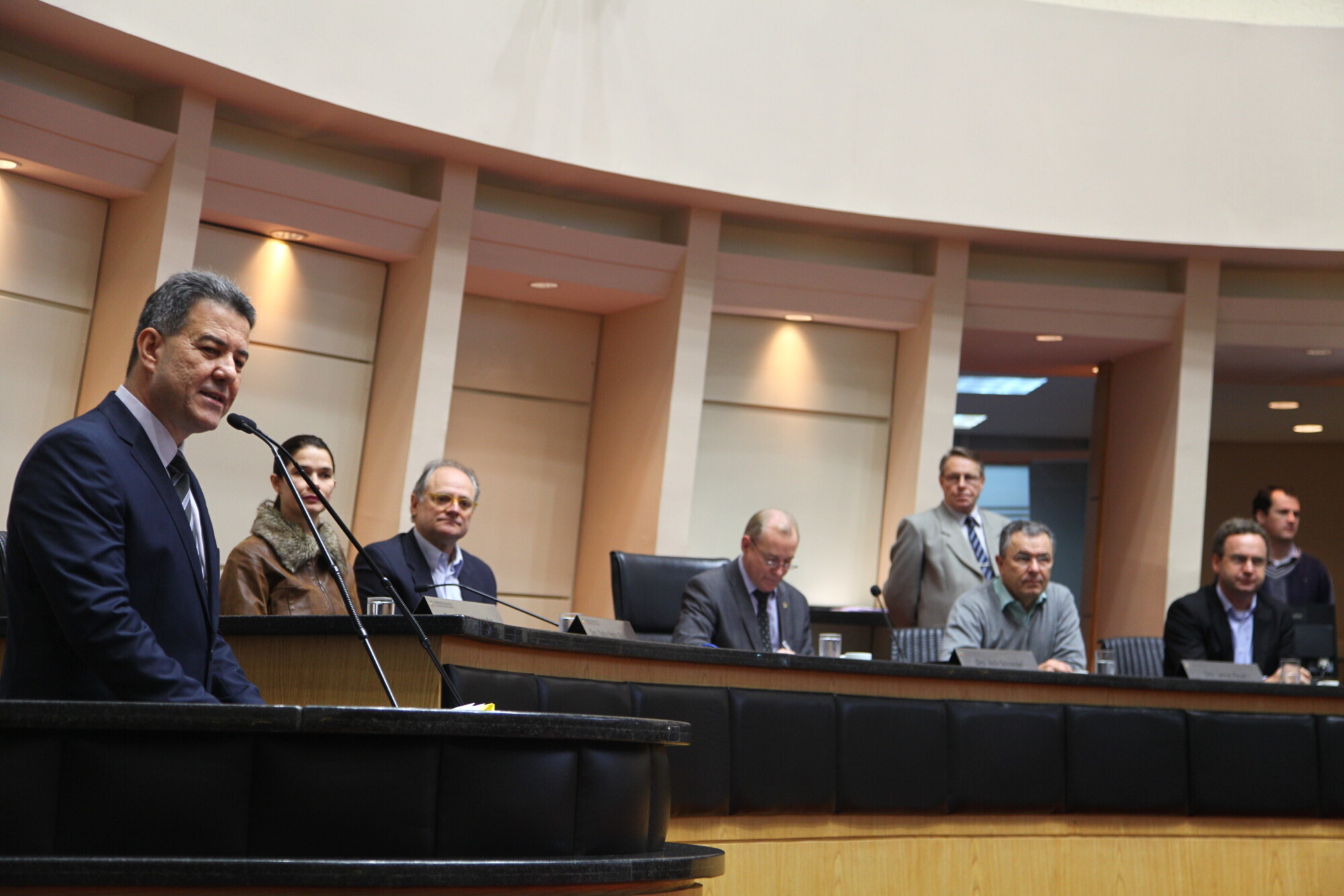 Jean Leutprecht assume como deputado no lugar de Cesar Valduga