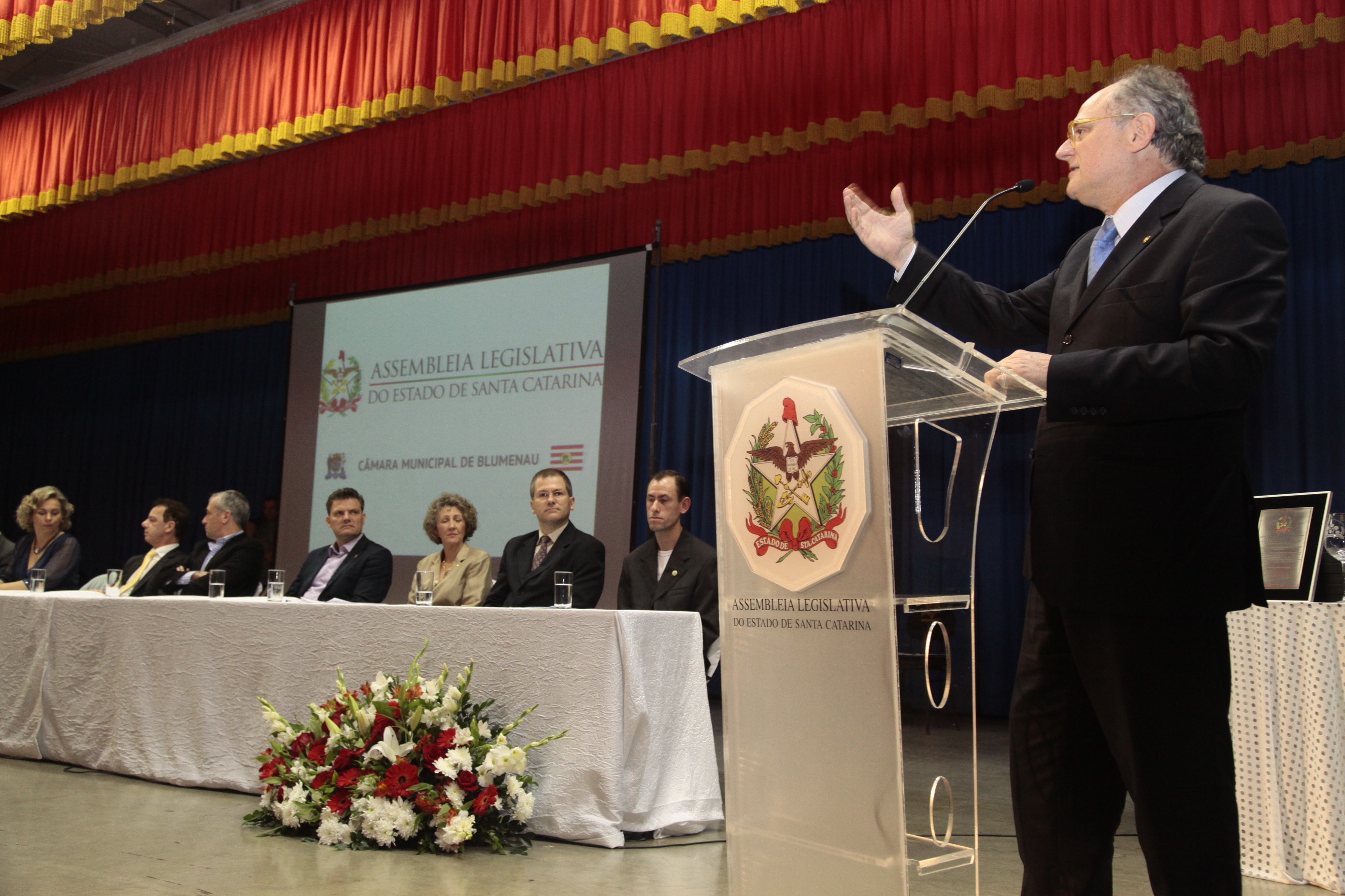Sessão Solene em homenagem à Associação de Pais e Amigos dos Excepcionais (APAE) de Blumenau pela passagem dos seus 50 anos. Foto: Miriam Zomer/Agência AL