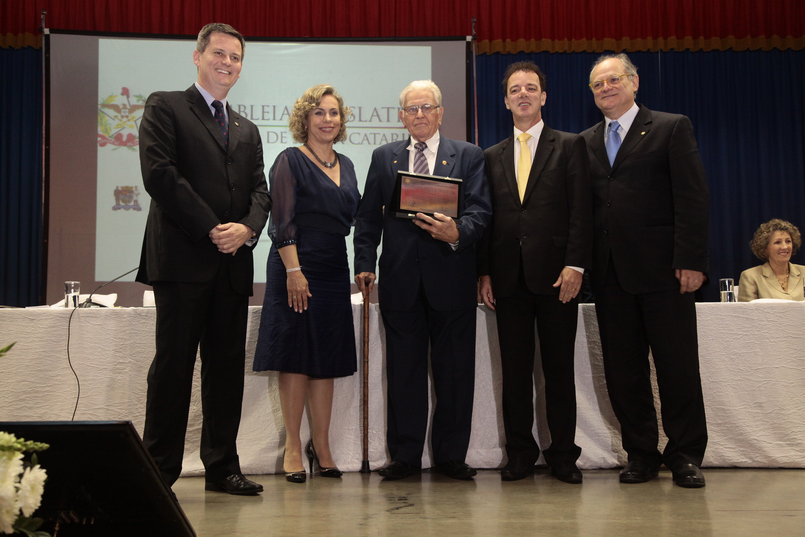 Sessão Solene em homenagem à Associação de Pais e Amigos dos Excepcionais (APAE) de Blumenau pela passagem dos seus 50 anos. Foto: Miriam Zomer/Agência AL