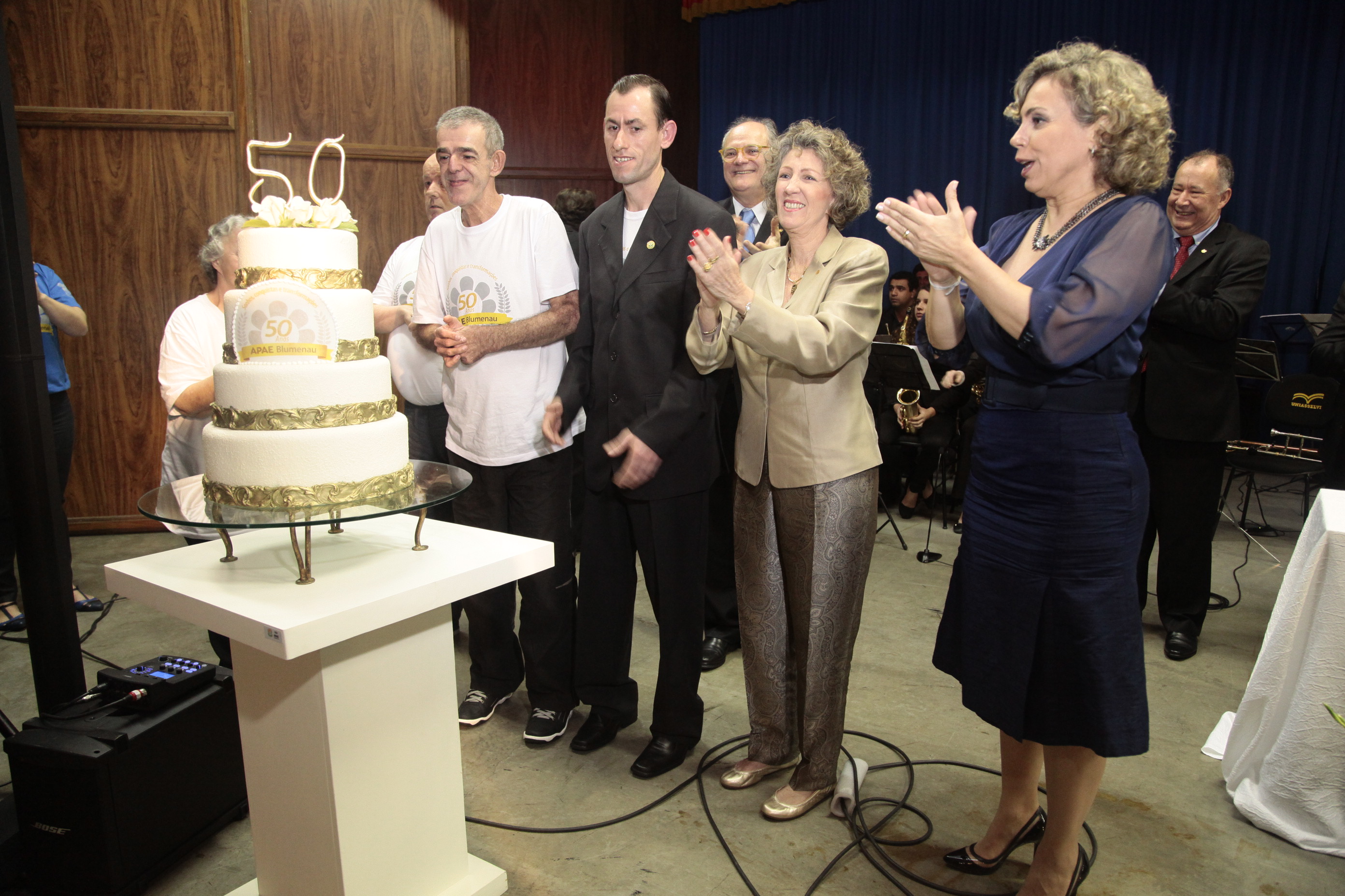 Sessão Solene em homenagem à Associação de Pais e Amigos dos Excepcionais (APAE) de Blumenau pela passagem dos seus 50 anos. Foto: Miriam Zomer/Agência AL