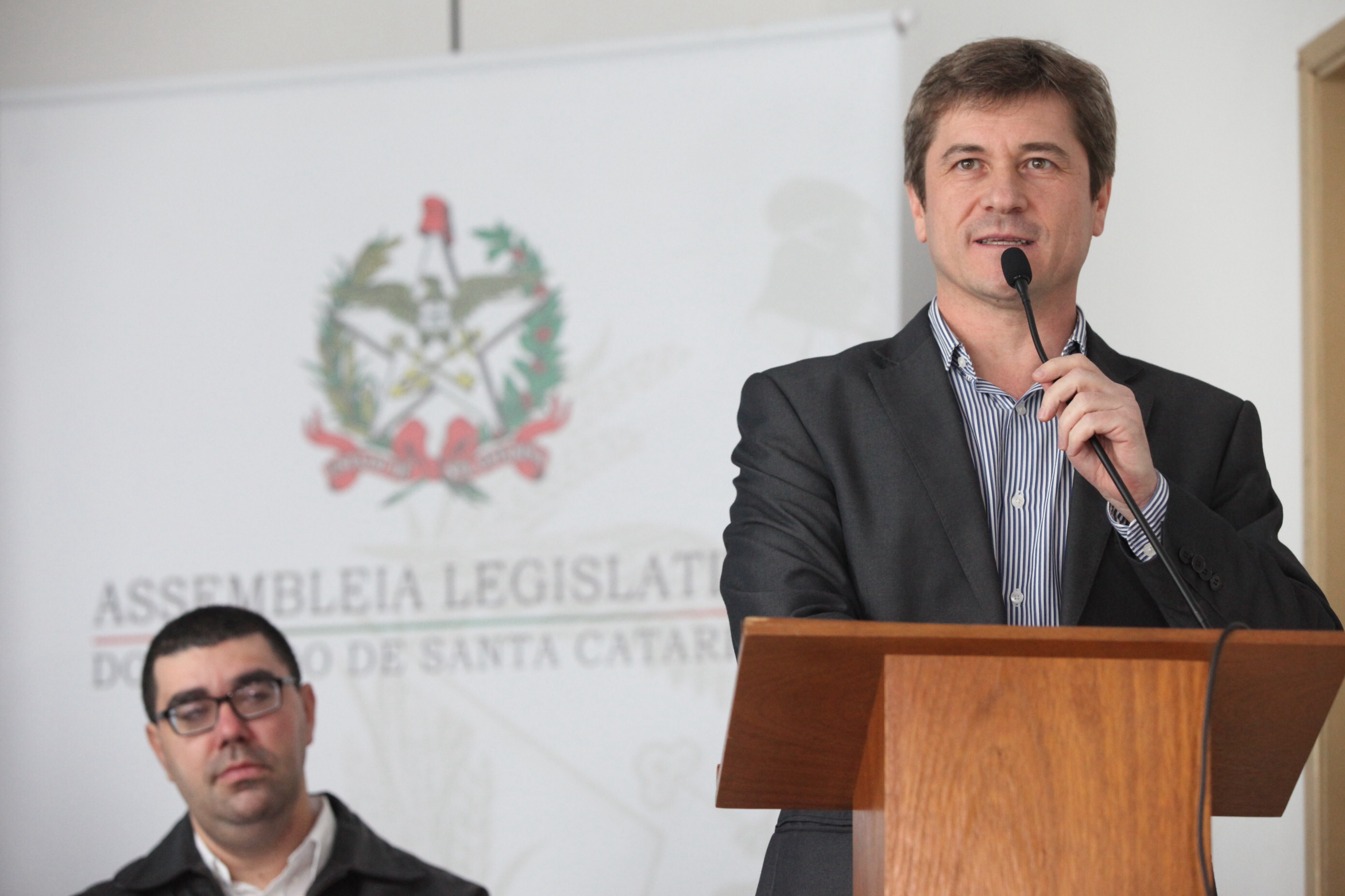 Comissão de Defesa dos Direitos da Pessoa com Deficiência promove seminário sobre autismo em Araranguá. Foto: Fábio Queiroz / Agência AL