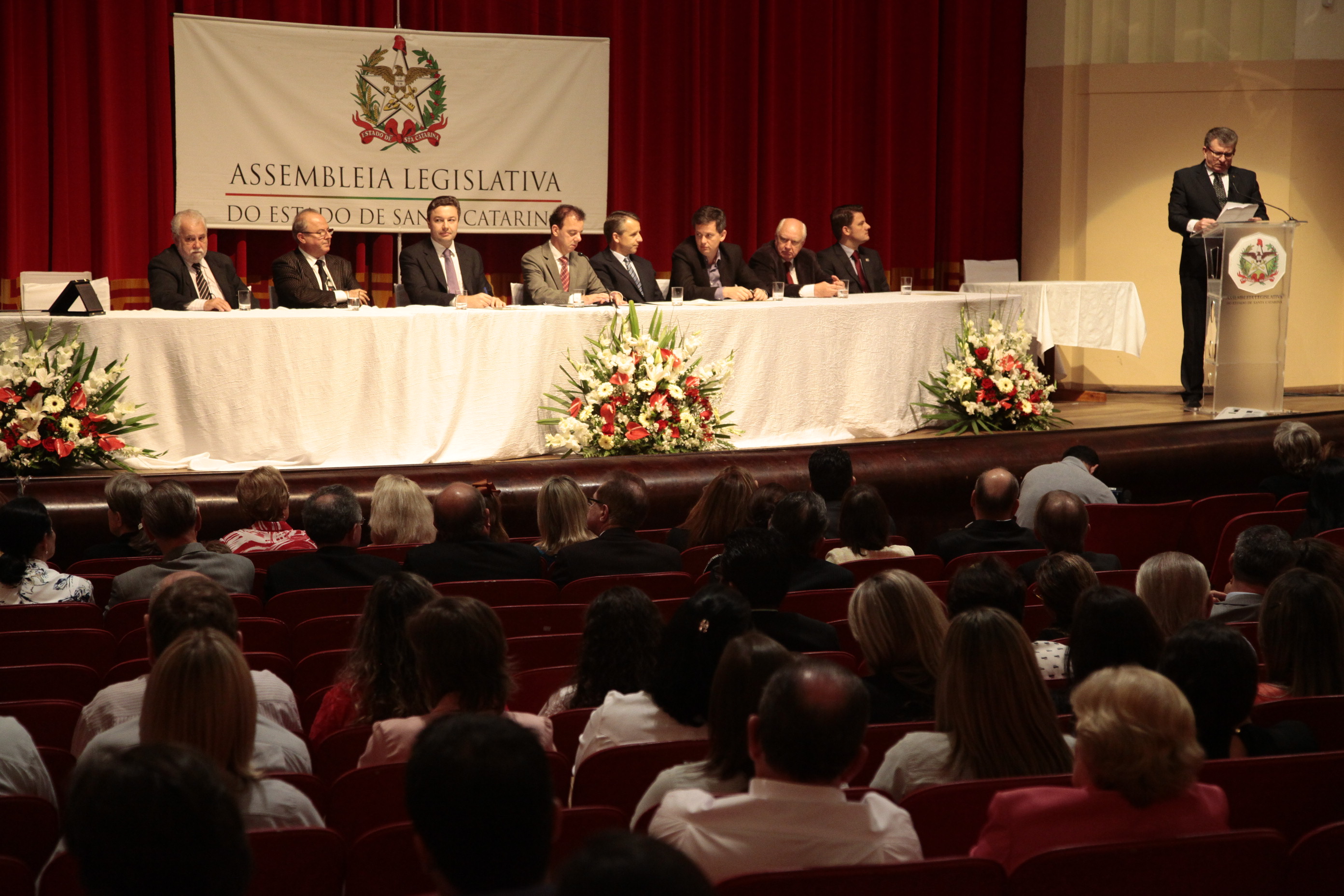 Sessão Solene em homenagem à Fundação Hospitalar de Blumenau - Hospital Santo Antônio pela passagem dos seus 155 anos de fundação. Foto: Miriam Zomer/Agência AL