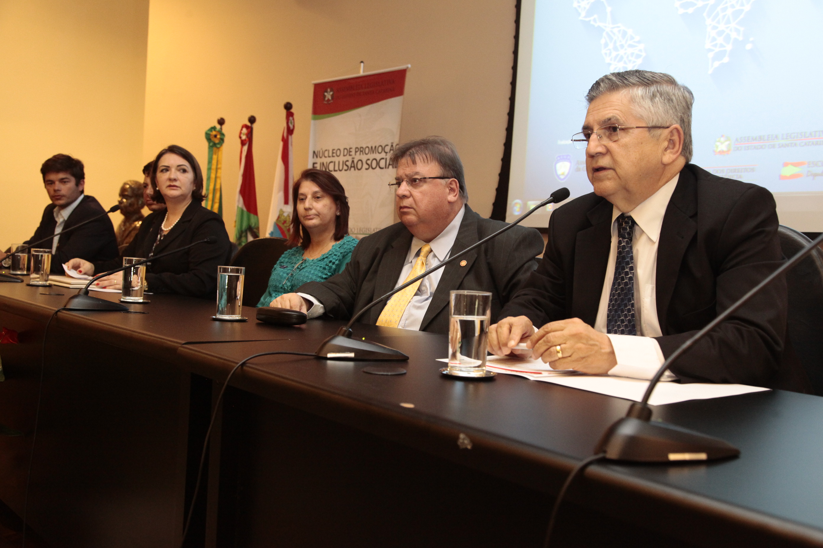 I Seminário Internacional dos Povos Surdos: A Trajetória das Associações de Surdos na Preservação das Línguas de Sinais. Foto: Miriam Zomer/Agência AL
