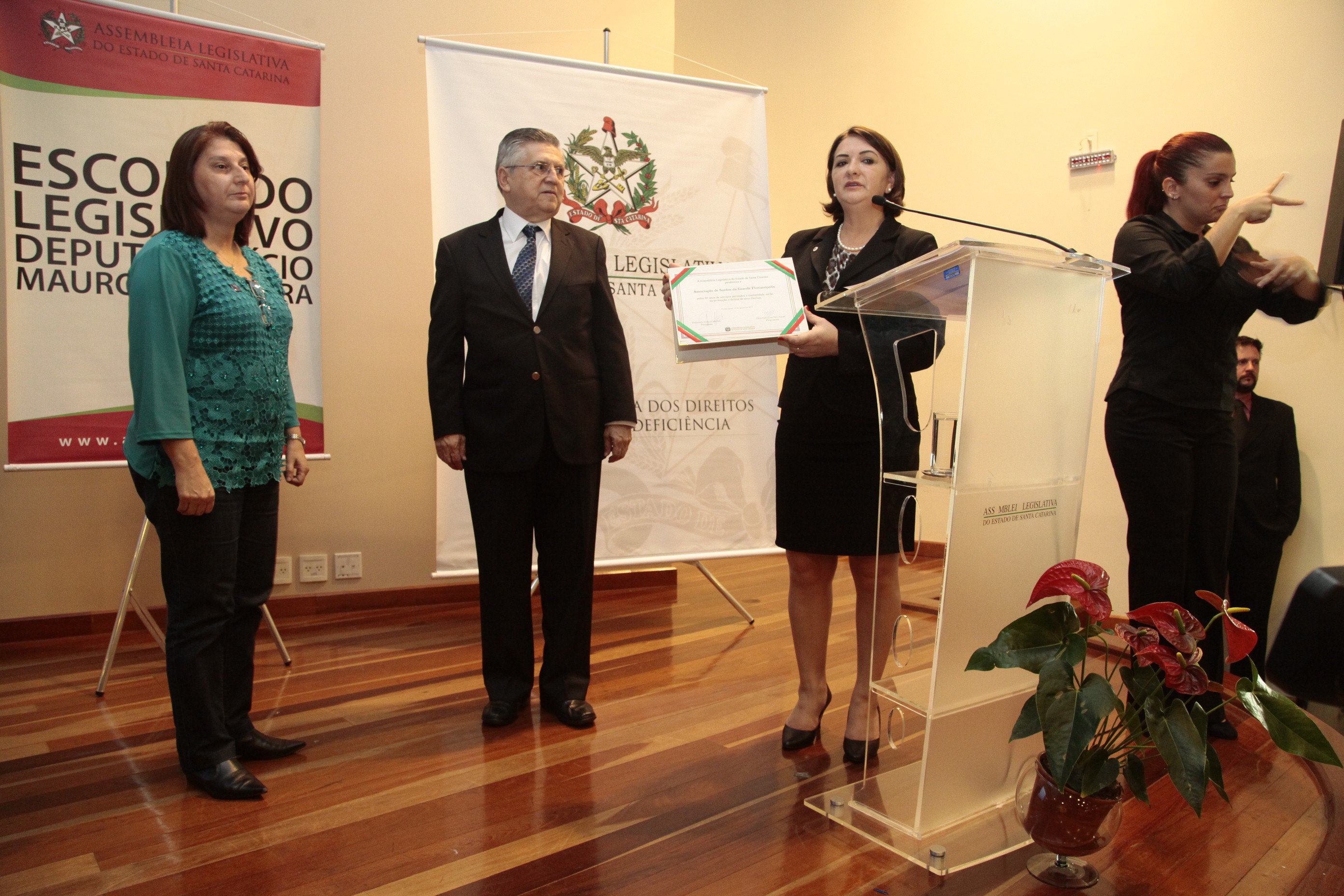 I Seminário Internacional dos Povos Surdos: A Trajetória das Associações de Surdos na Preservação das Línguas de Sinais. Foto: Miriam Zomer/Agência AL