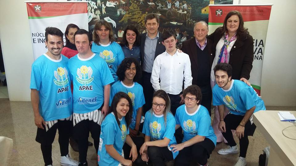 Seminário Descentralizado de Conscientização sobre o Autismo em Fraiburgo.
