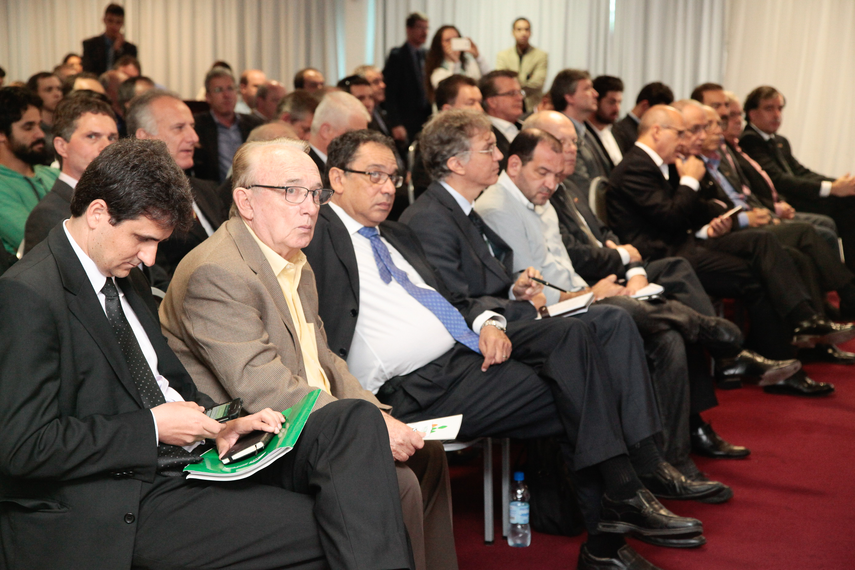 Reunião do Fórum Parlamentar Catarinense sobre a Construção da Ferrovia Norte Sul. Foto: Miriam Zomer/Agência AL