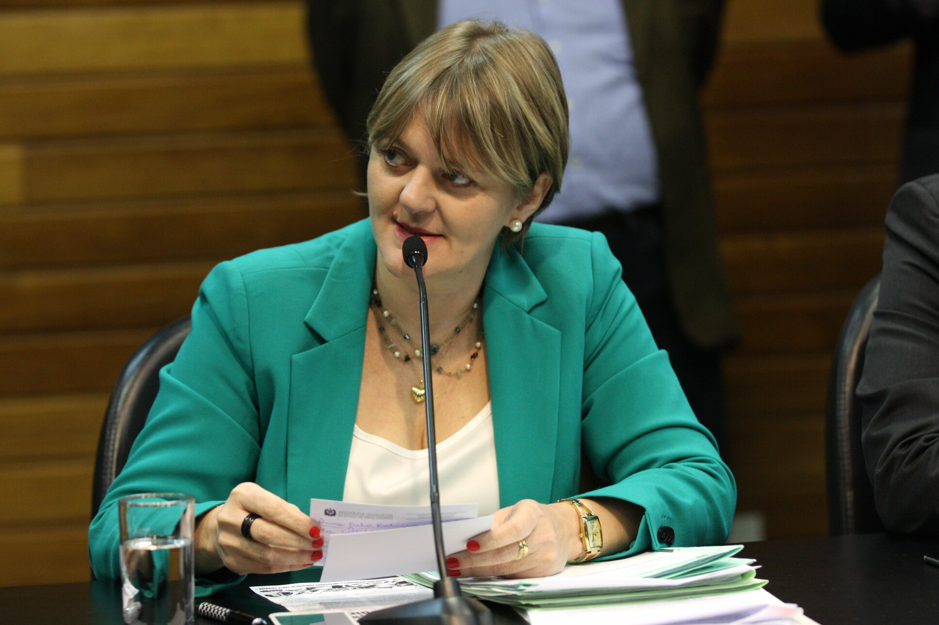 CCJ rejeita audiência para debater projeto que desloca cargos