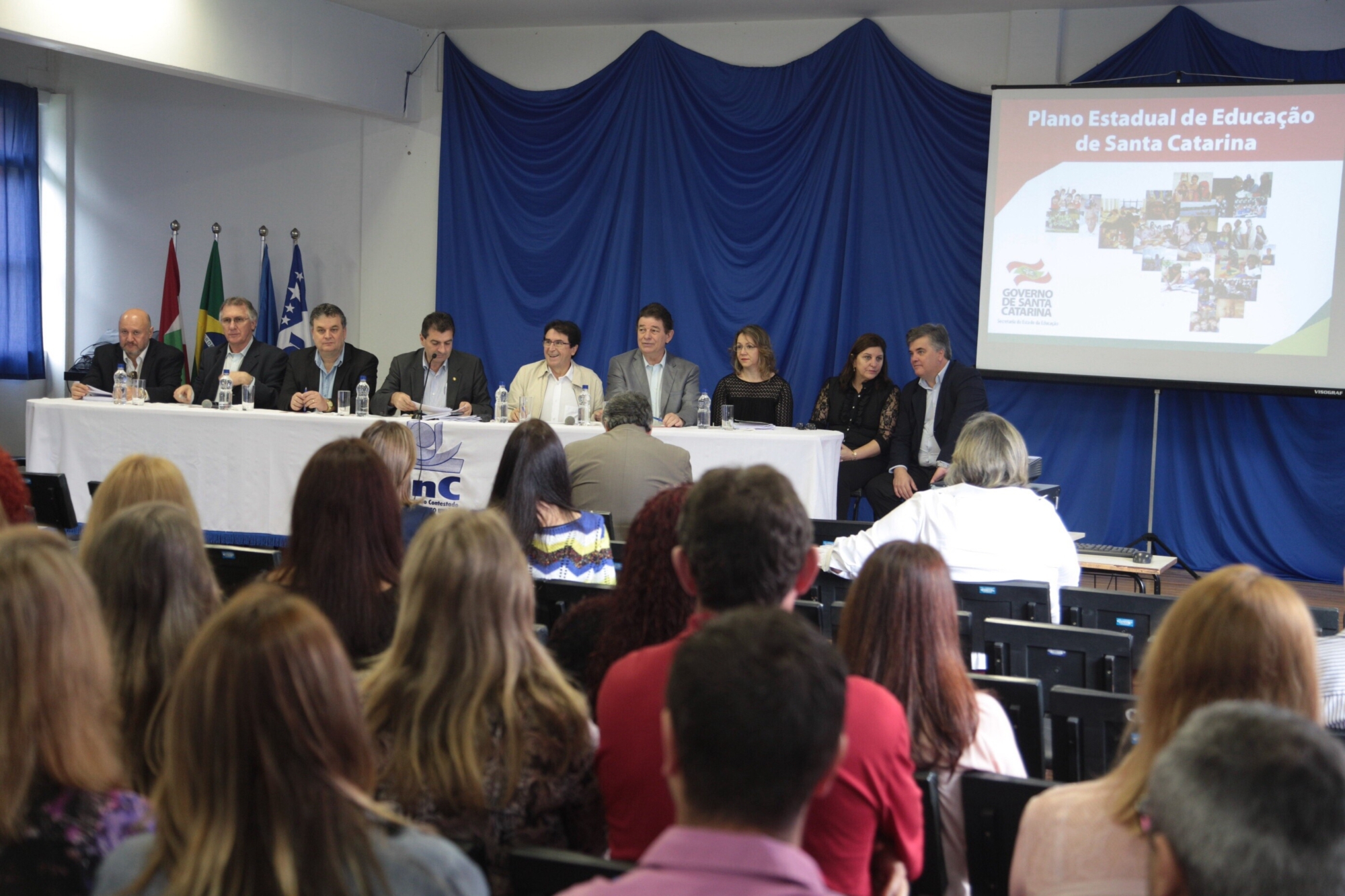 População de Canoinhas discute sugestões ao Plano Estadual de Educação