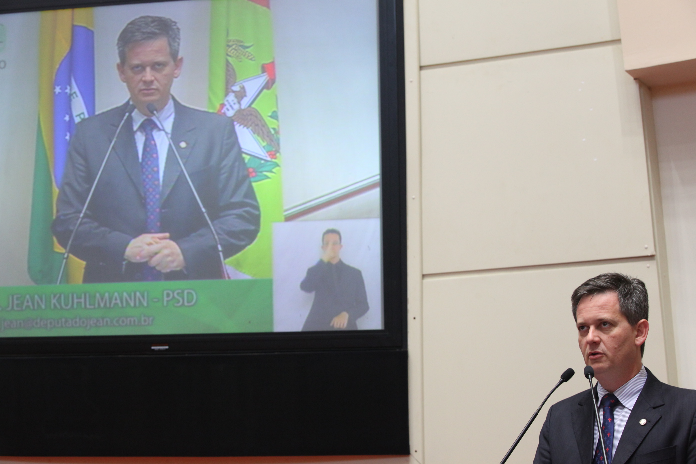 Sessão Ordinária da Assembleia Legislativa do Estado de Santa Catarina. Deputado Jean Kuhlmann (PSD) - Fotos: Eduardo Guedes de Oliveira/Agência AL