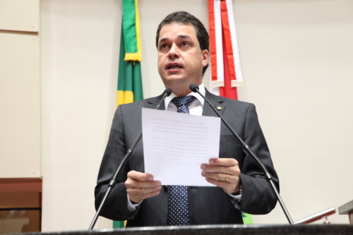 Deputado Rodrigo Minotto retorna a Assembleia Legislativa