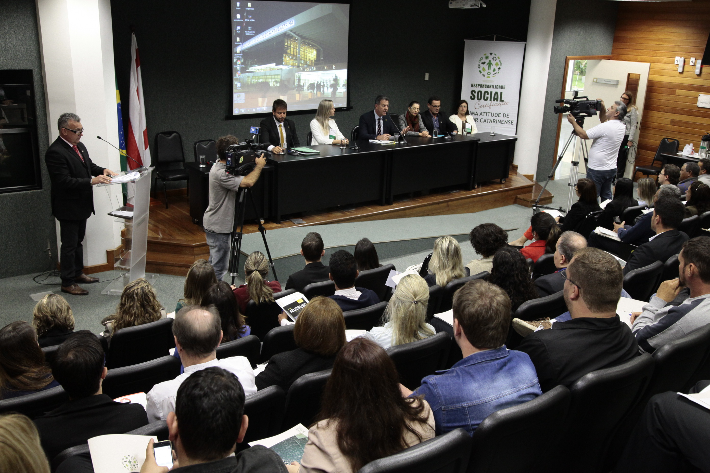 II Seminário de Certificação de Responsabilidade Social - Uma Atitude de Valor Catarinense. Foto: Miriam Zomer/Agência AL
