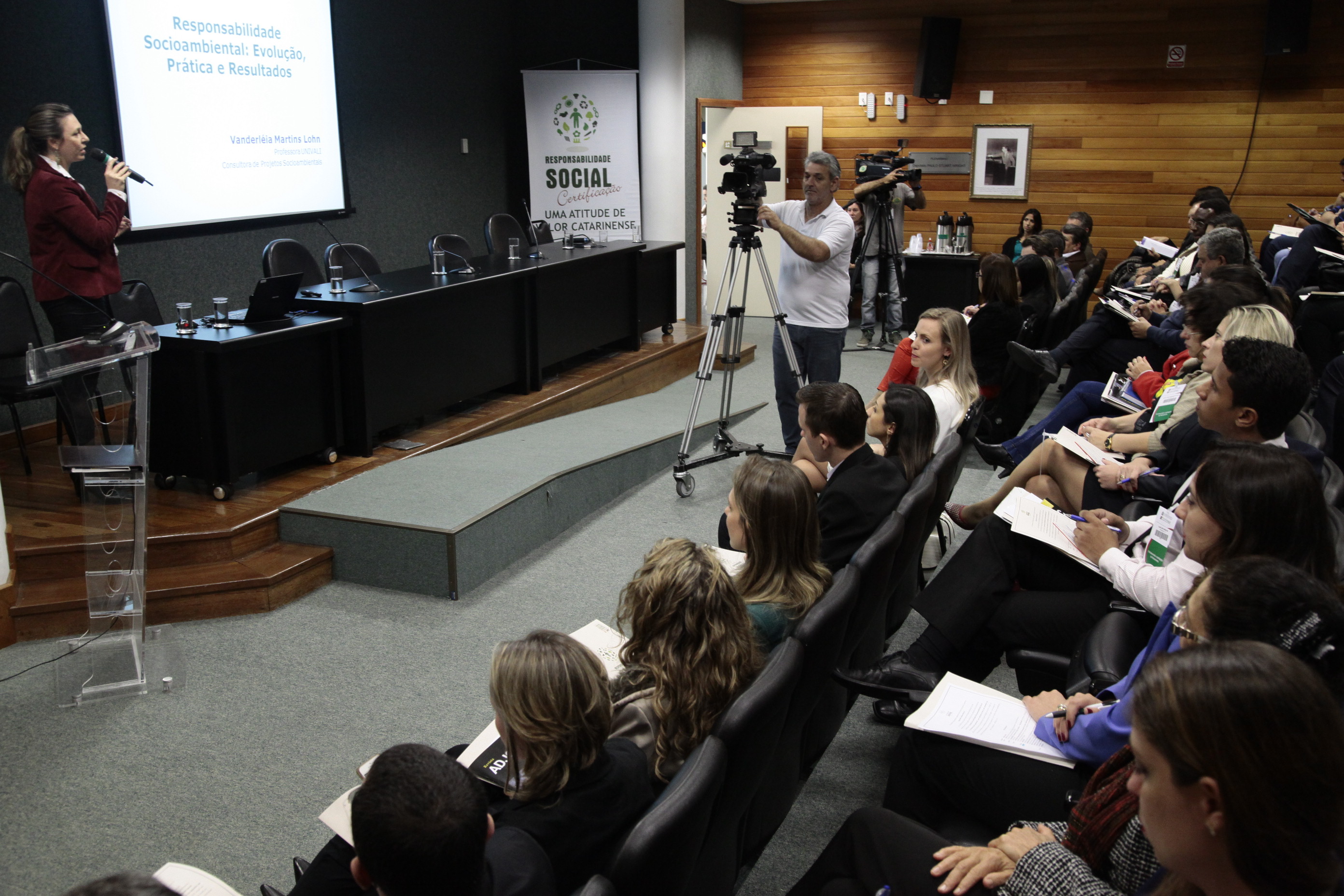 II Seminário de Certificação de Responsabilidade Social - Uma Atitude de Valor Catarinense. Foto: Miriam Zomer/Agência AL