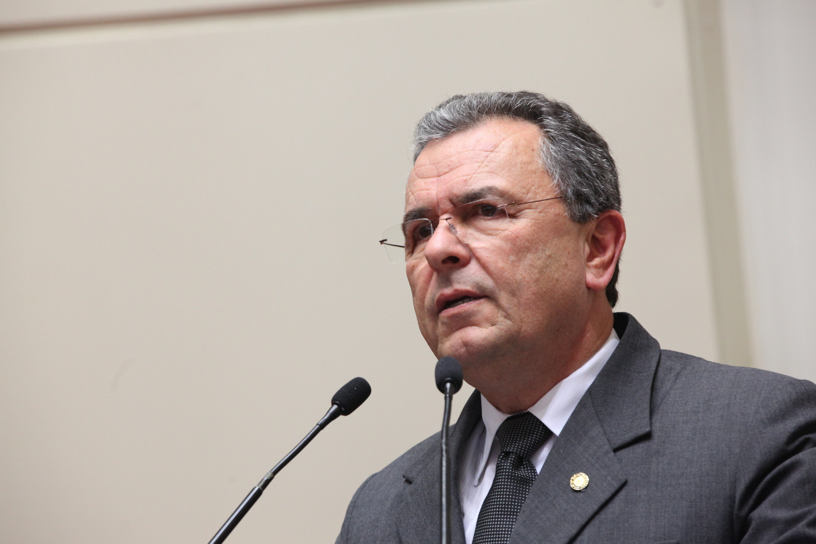Sessão Ordinária da Assembleia Legislativa do Estado de Santa Catarina. Deputado Dalmo Claro (PMDB) - Foto: Eduardo Guedes de Oliveira/Agência AL