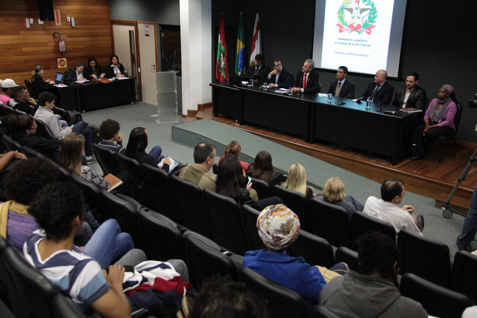 Representantes de entidades acusam a PM de truculência e preconceito