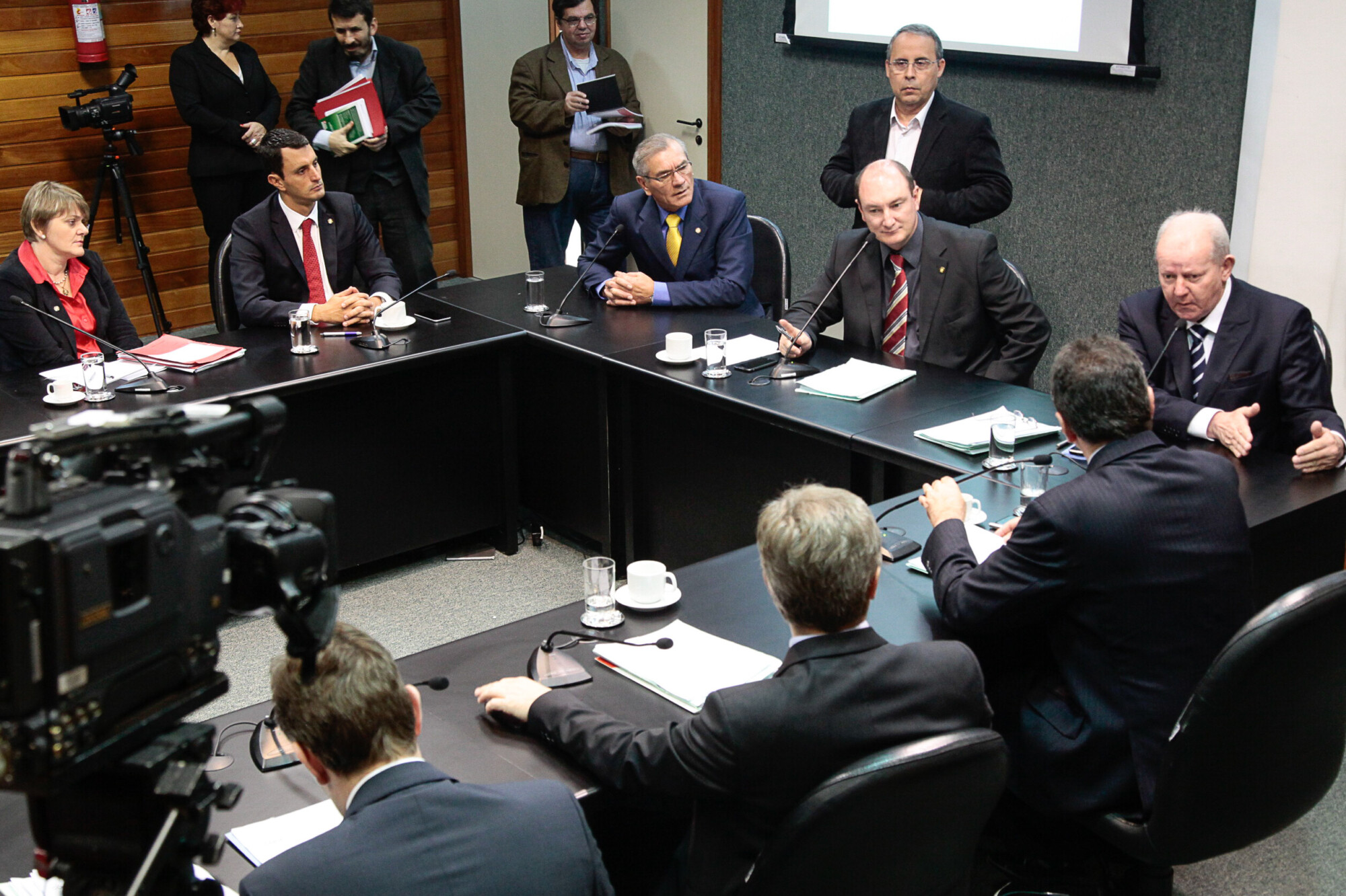 CCJ aprova projeto que prevê estatística de violência contra pessoa com deficiência