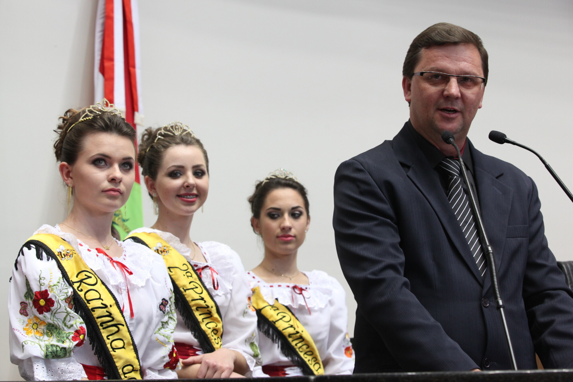 Festa Regional do Mel de Santa Terezinha acontece entre 24 e 27 de setembro