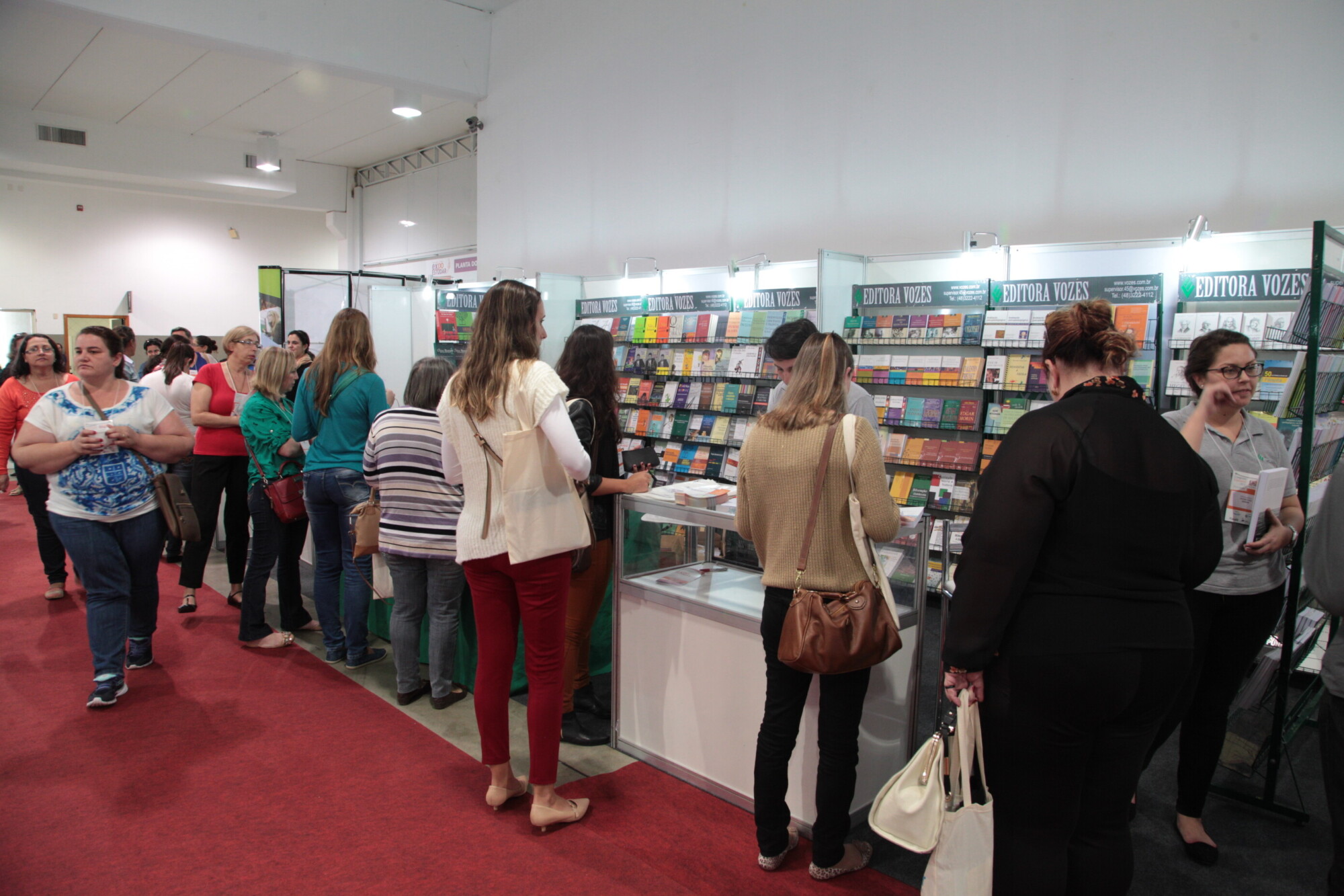 Florianópolis sedia congresso e feira voltados à educação