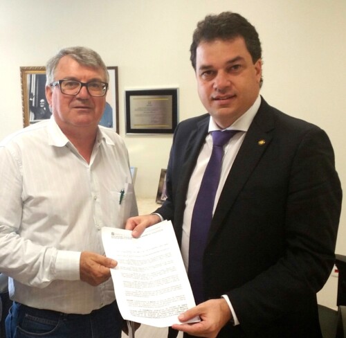 Em defesa dos técnicos agrícolas e industriais, deputado Minotto encaminha moção de apoio