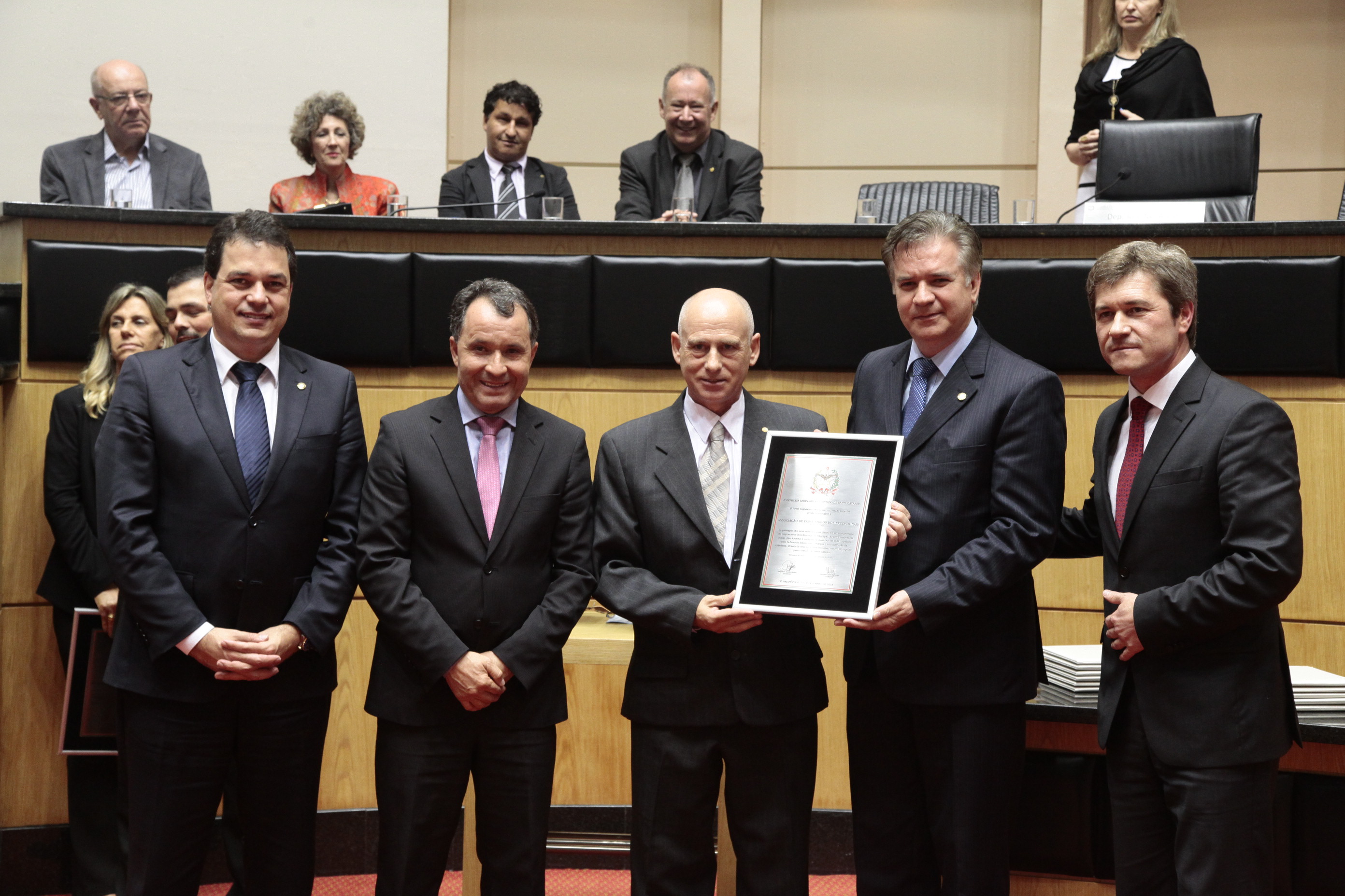 Sessão Especial em comemoração aos 60 anos da APAE de Brusque e 50 anos das APAEs de Joinville, Blumenau e Lages. Foto: Miriam Zomer/Agência AL