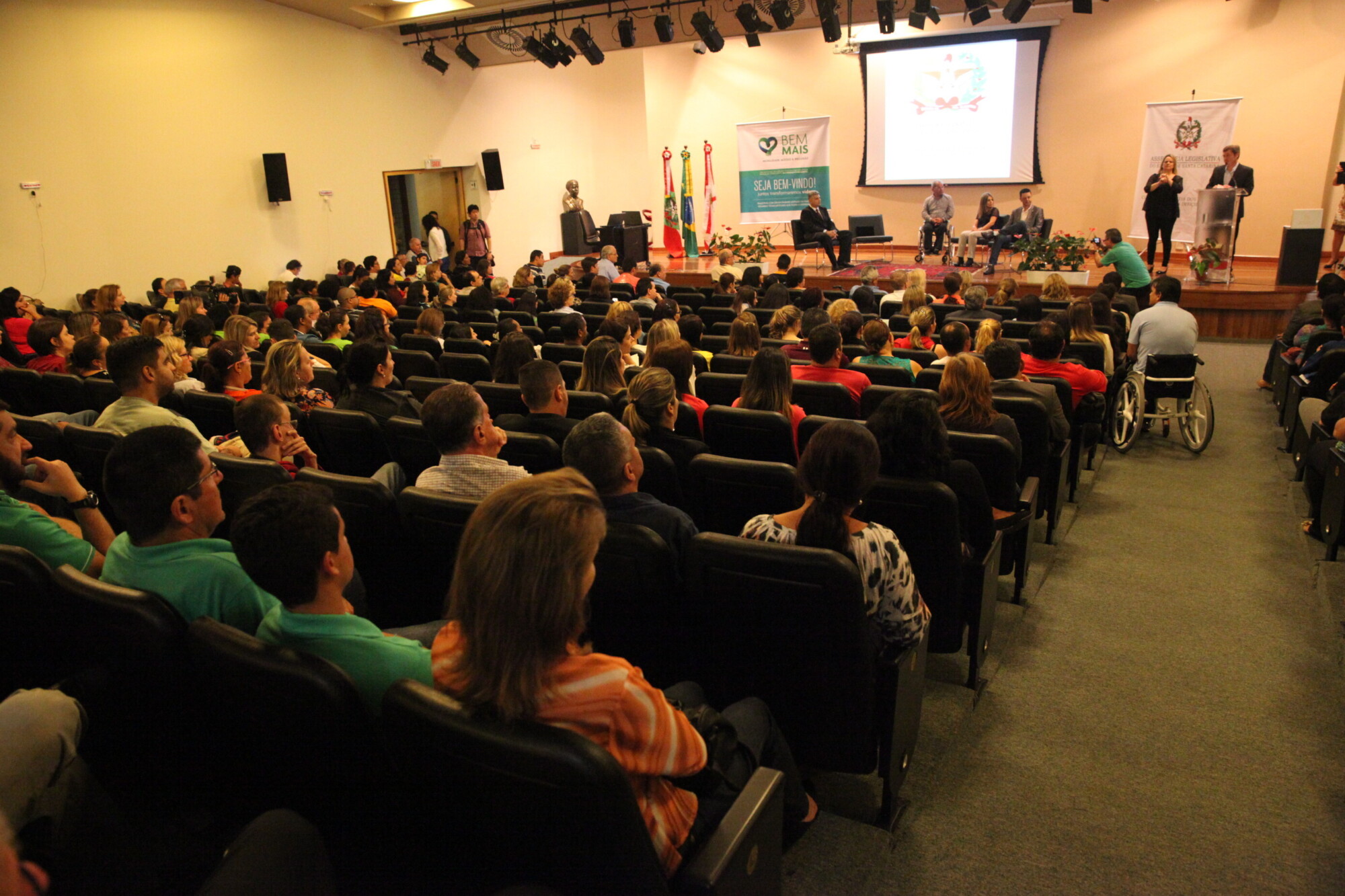 Aflodef e Assembleia comemoram Dia de Luta das Pessoas com Deficiência