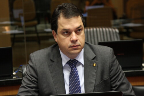 Deputado Rodrigo Minotto é contra retirada de direitos dos trabalhadores da Segurança Pública
