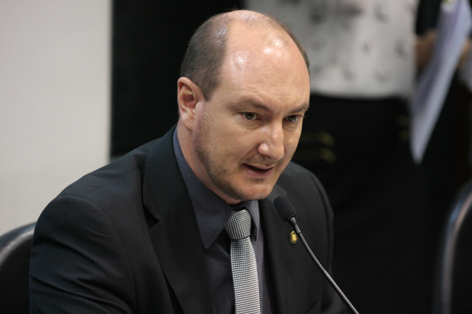 Votação do projeto das SDRs na CCJ fica para semana que vem