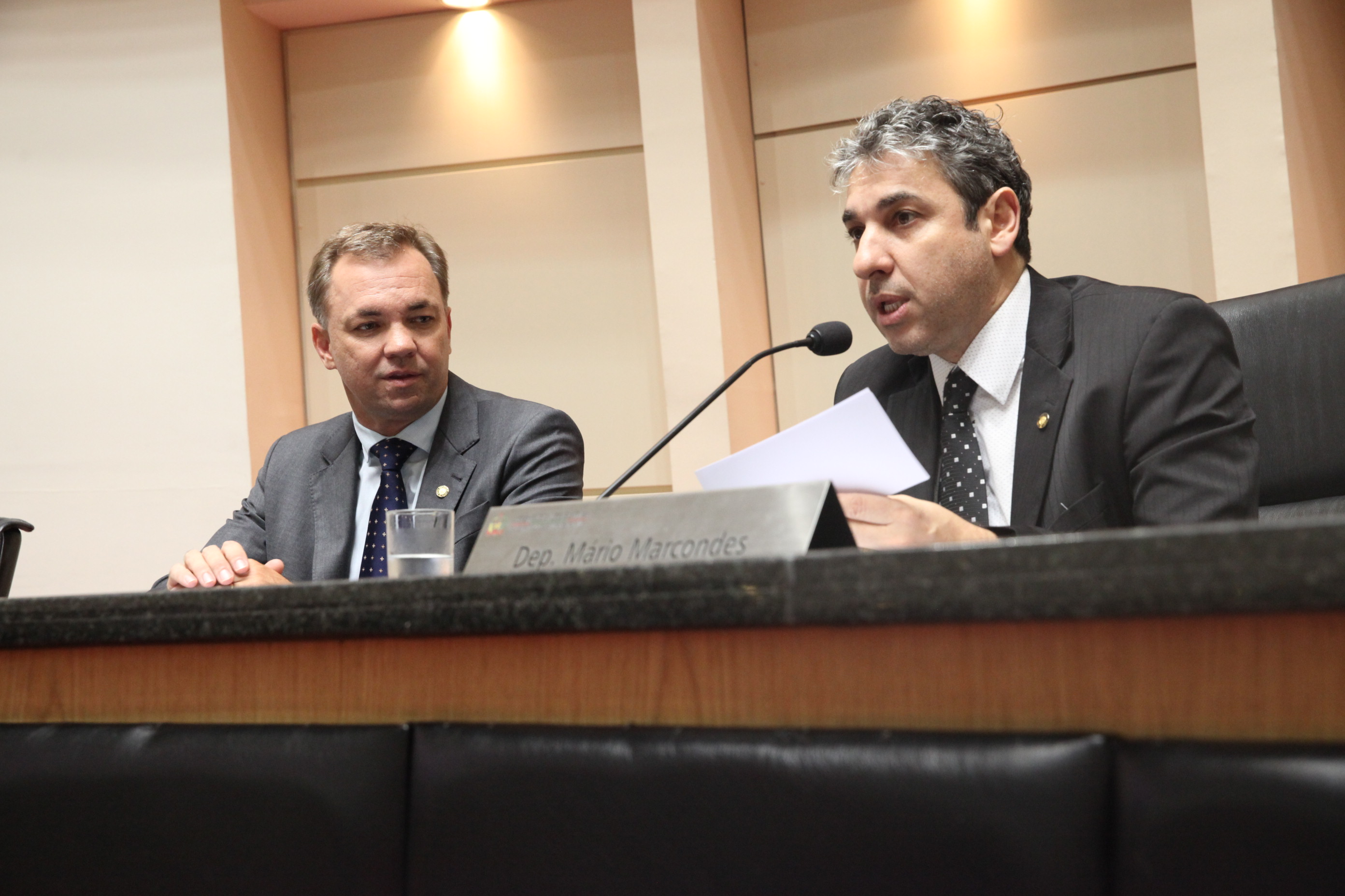 Sessão Especial em homenagem ao Jubileu de Ouro dos Administradores. Foto: Fábio Queiroz / Agência AL