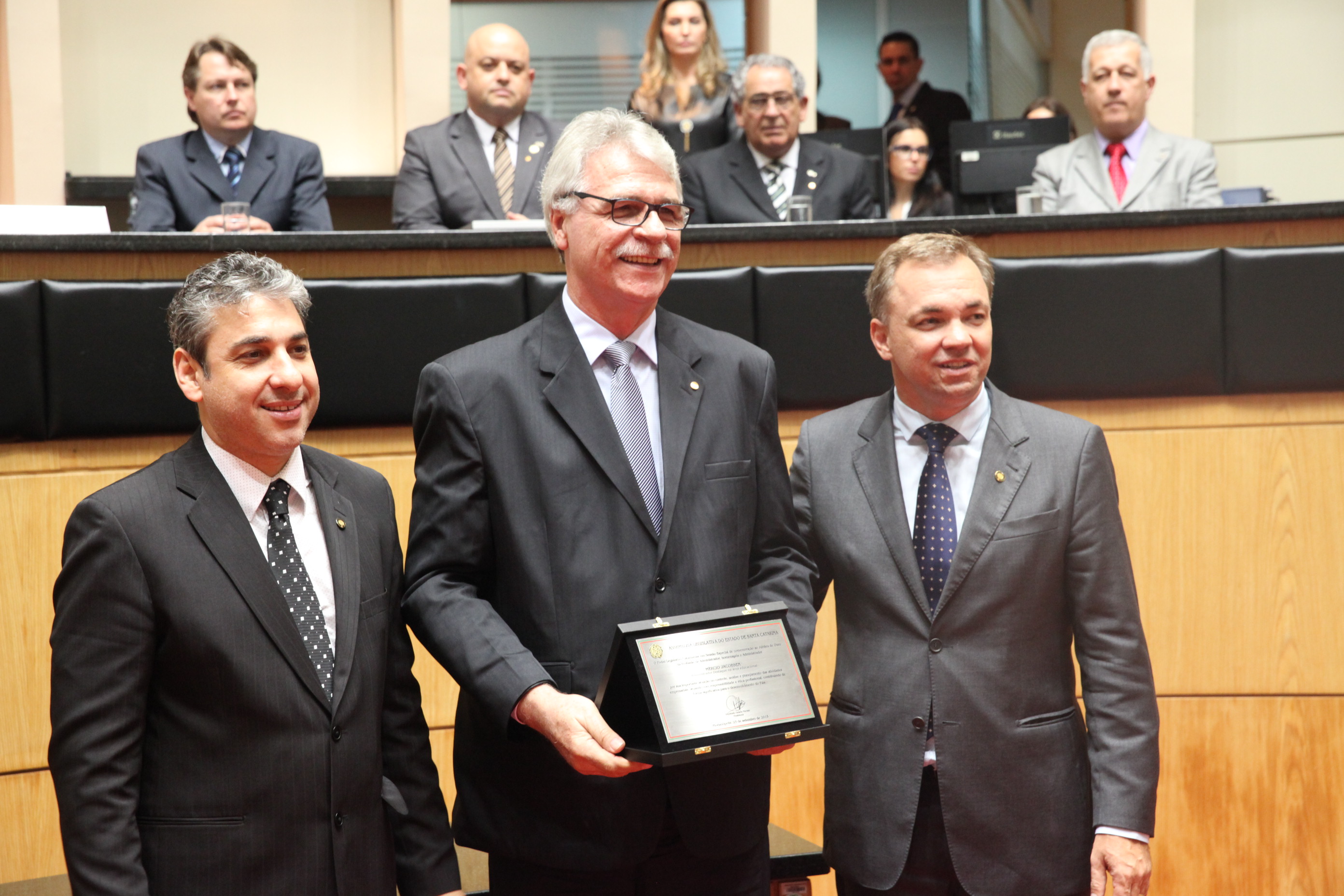 Sessão Especial em homenagem ao Jubileu de Ouro dos Administradores. Foto: Fábio Queiroz / Agência AL