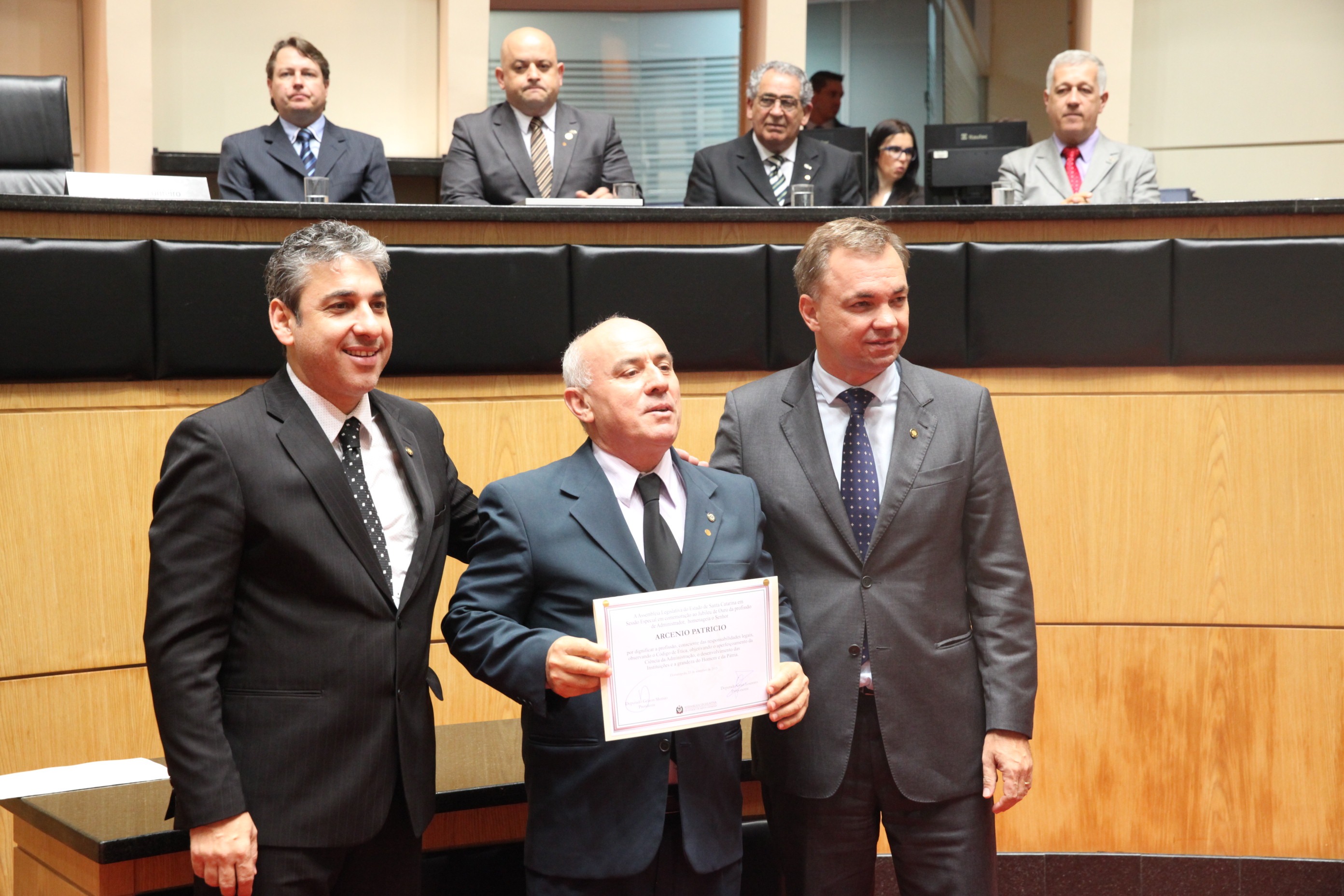 Sessão Especial em homenagem ao Jubileu de Ouro dos Administradores. Foto: Fábio Queiroz / Agência AL
