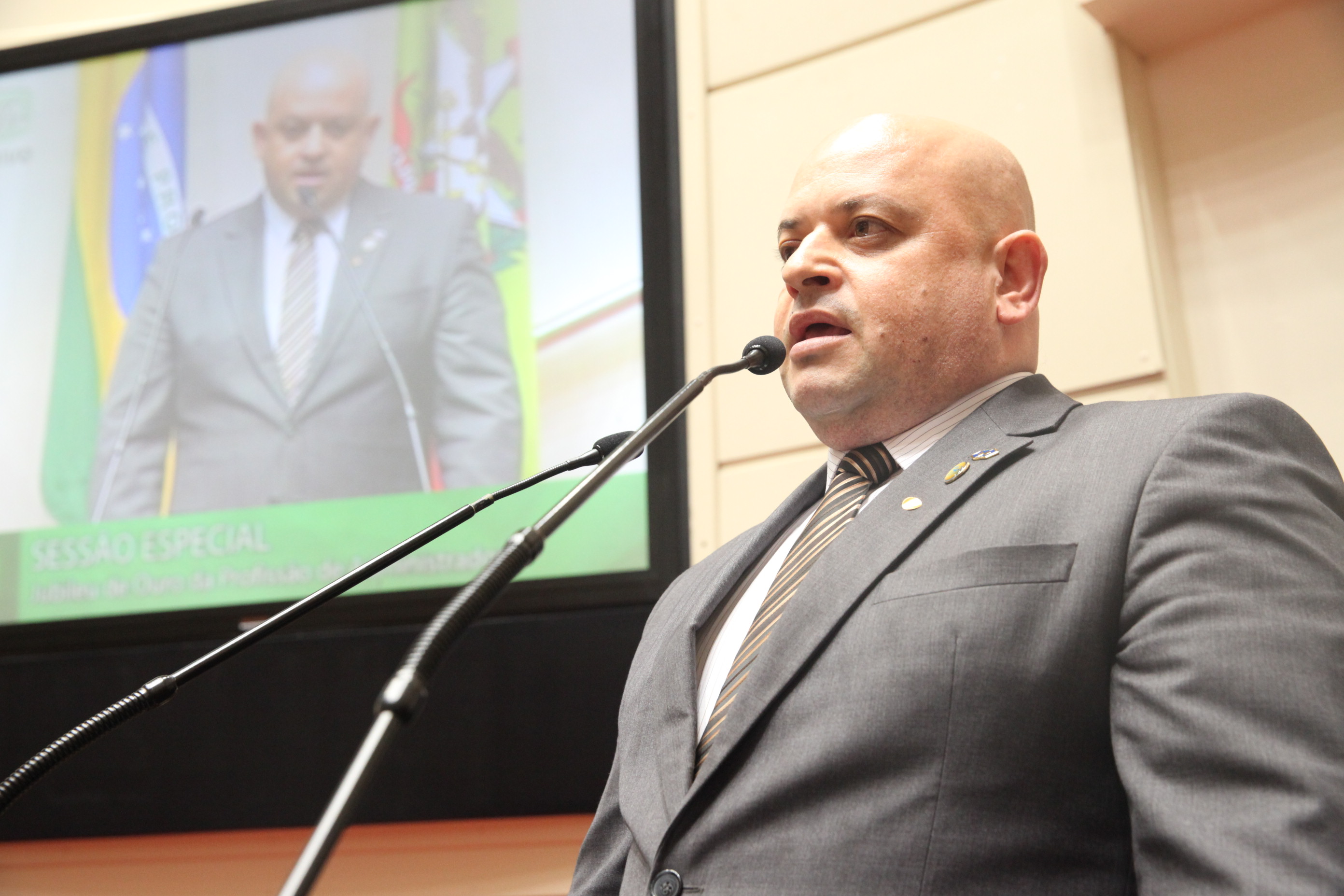 Evandro Fortunato Linhares. Sessão Especial em homenagem ao Jubileu de Ouro dos Administradores. Foto: Fábio Queiroz / Agência AL