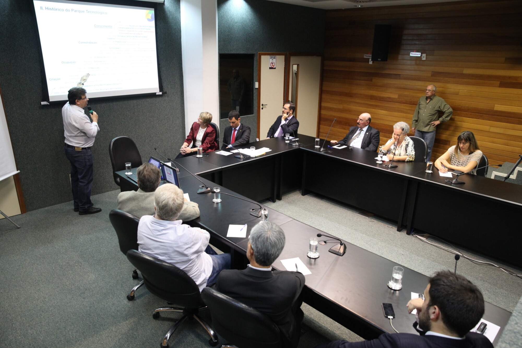 Palestra trata do crescimento do setor de tecnologia em Florianópolis