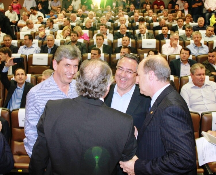 Deputado Zé Milton participou da assinatura dos convênios. FOTO: Divulgação