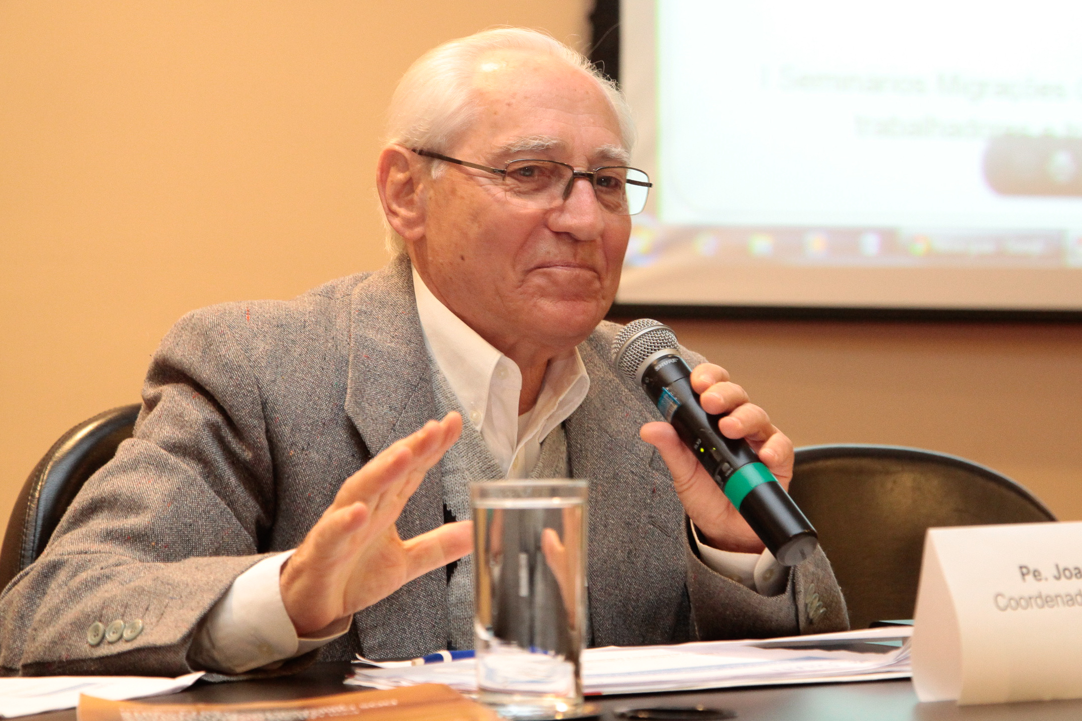 Seminário sobre Migrações contemporâneas em Santa Catarina e Direitos Fundamentais de Trabalhadores. Padre Joaquim Roque.  Foto: Miriam Zomer/Agência AL