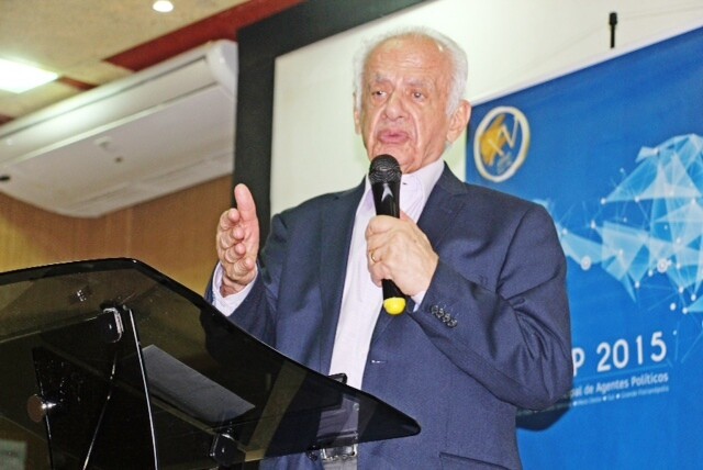 Pedro Simon encerra Semap edição Meio Oeste, em Piratuba