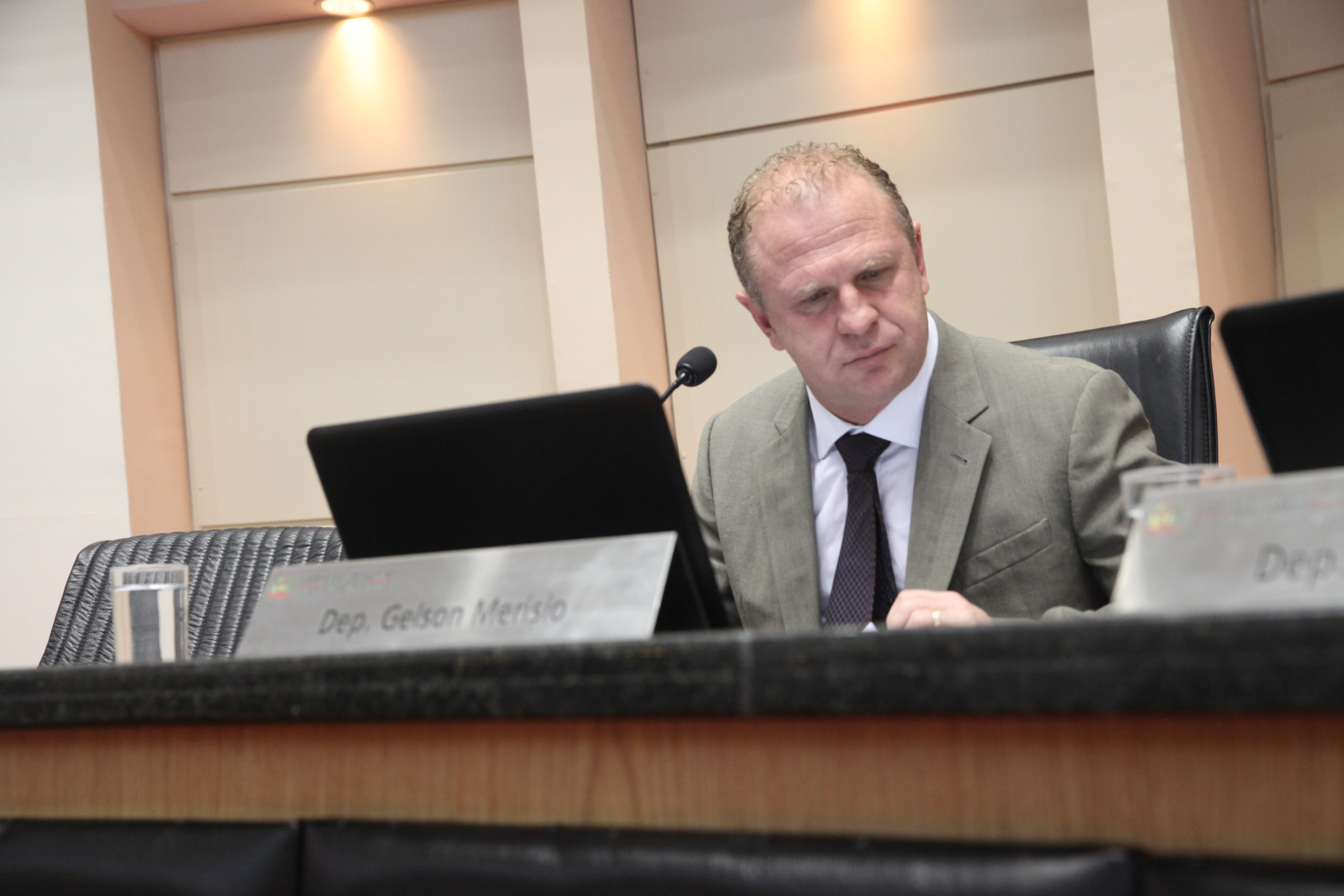 Deputado Presidente Gelson Merisio (PSD). Sessão Ordinária. Foto: Fábio Queiroz / Agência AL