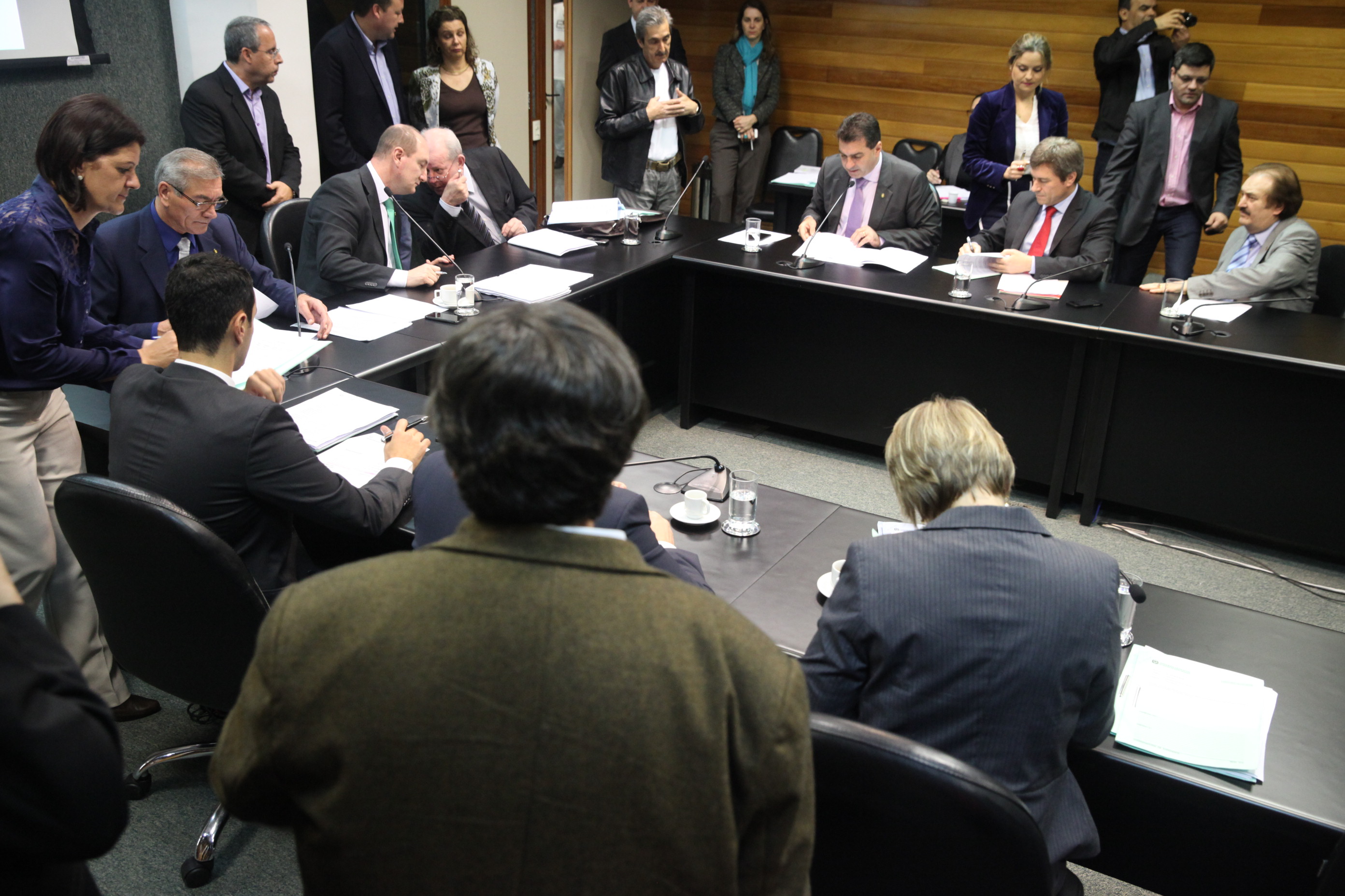 Reunião da Comissão de Constituição e Justiça. Foto: Fábio Queiroz / Agência AL