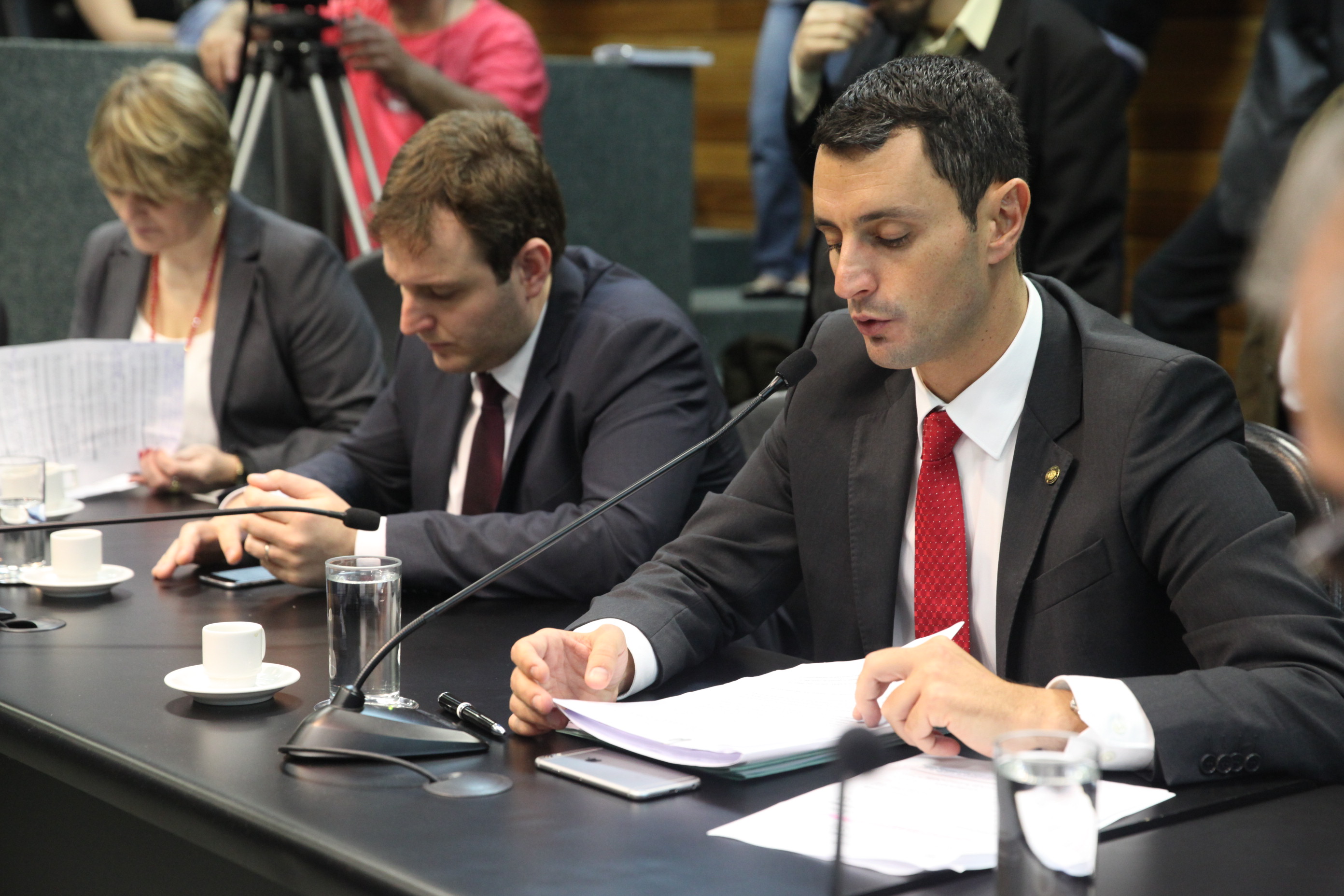 Reunião da Comissão de Constituição e Justiça. Foto: Fábio Queiroz / Agência AL