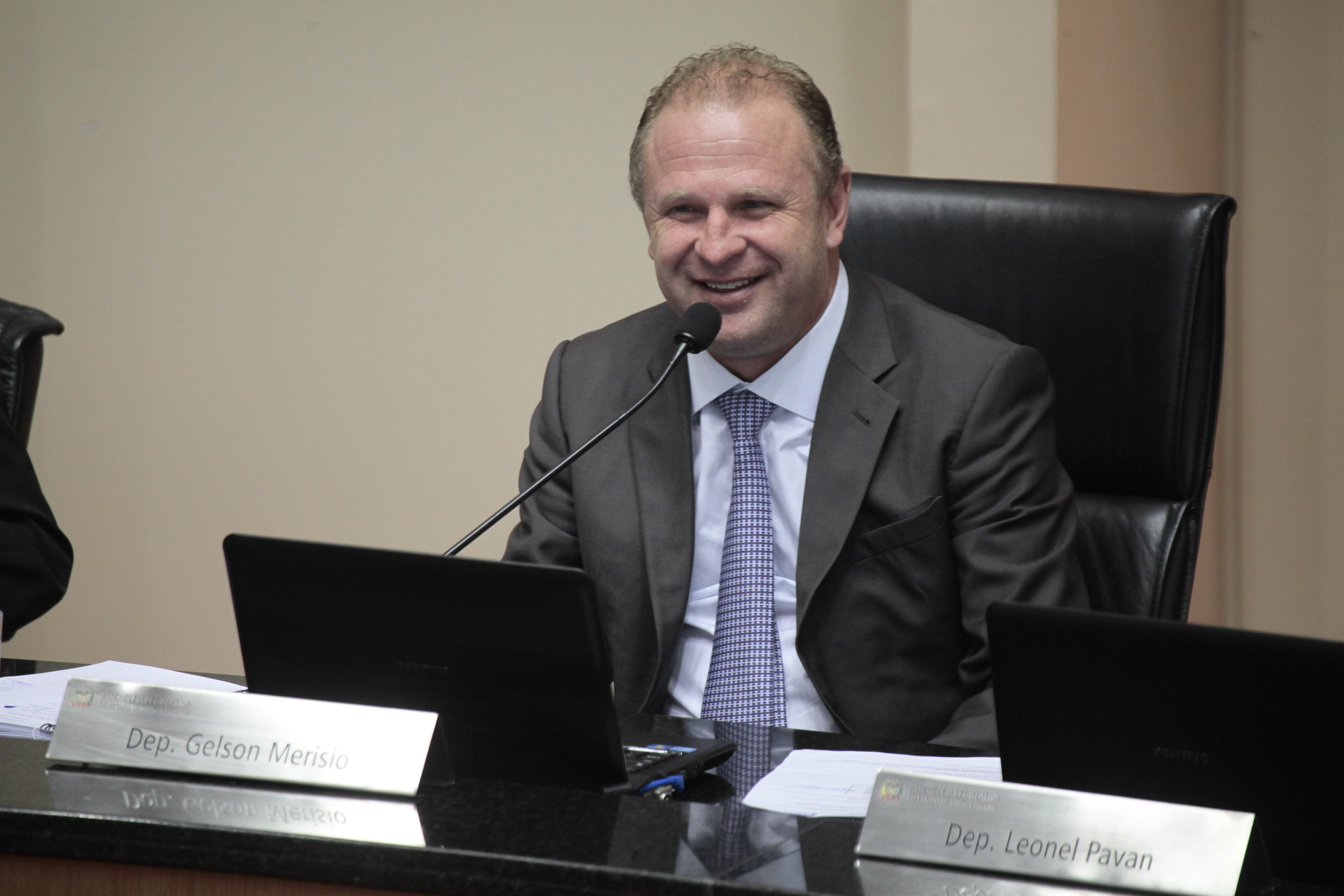 Sessão Ordinária - Plenário Osni Régis. Deputado Gelson Merisio (PSD) - Foto: Miriam Zomer/Agência AL