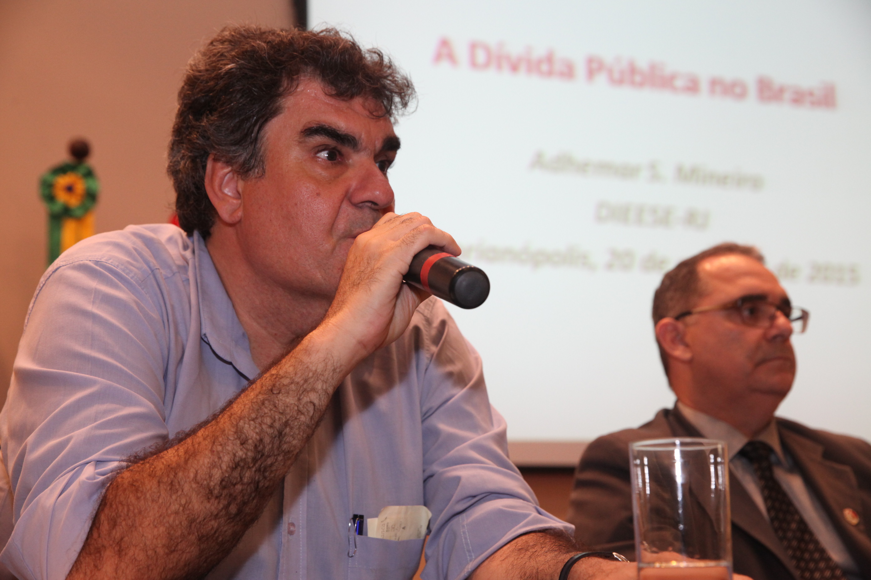 Adhemar S. Mineiro -  Dieese RJ. Seminário Dívida Pública. Foto: Fábio Queiroz / Agência AL