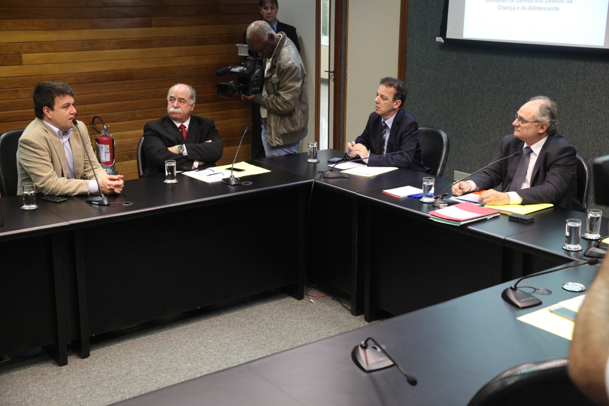 Comissão debate situação do sistema socioeducativo estadual