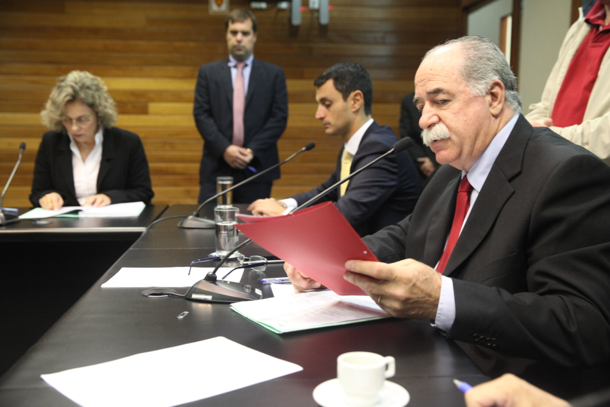Deputados Romildo Titon, presidente, João Amin e Ana Paula Lima