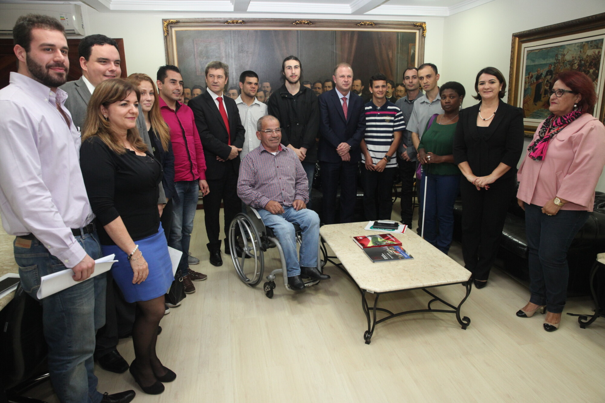 Novos estagiários foram recepcionados nesta quarta (28) no gabinete da Presidência.