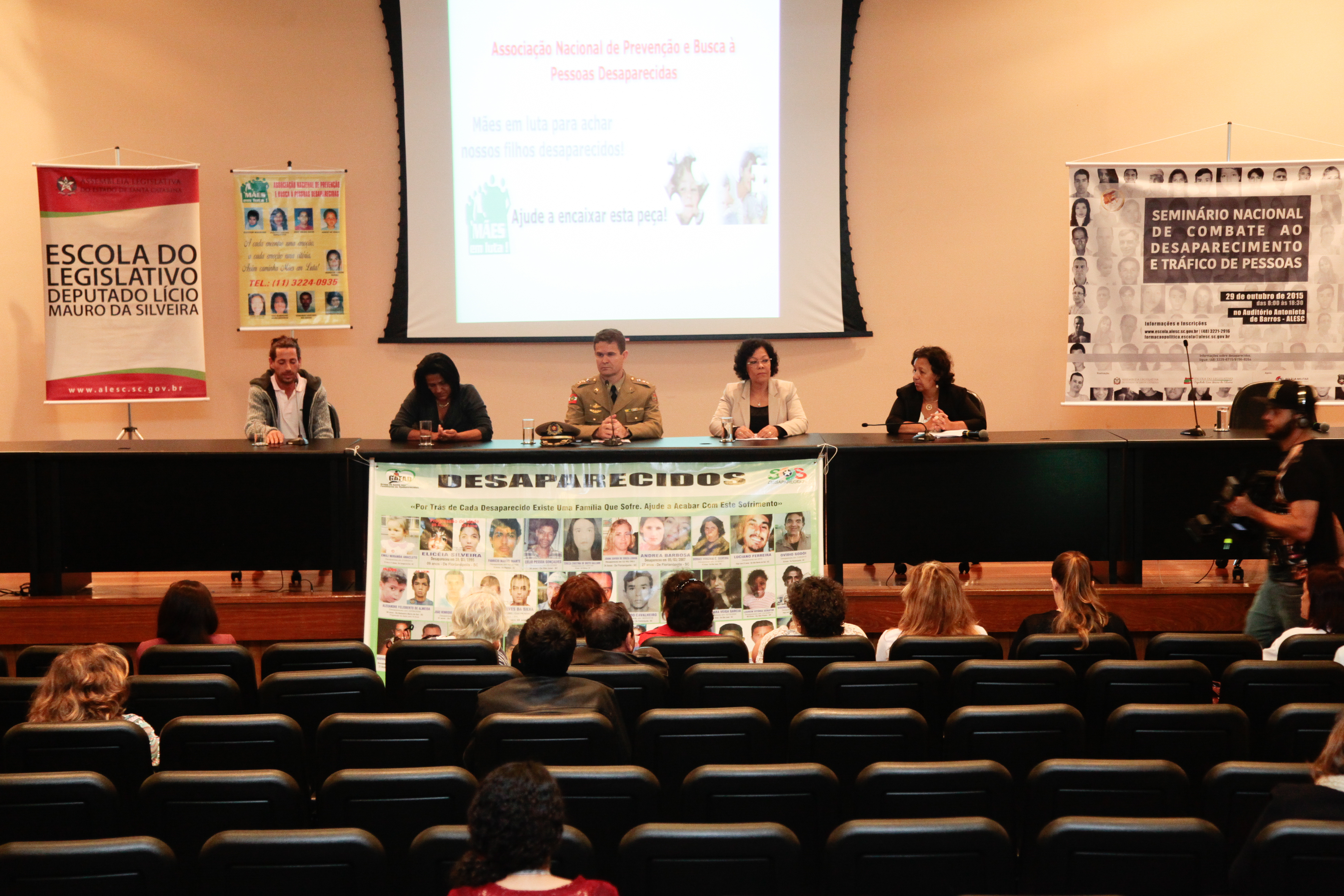 Seminário Nacional de Combate ao Desaparecimento e Tráfico de Pessoas. Foto: Miriam Zomer/Agência AL
