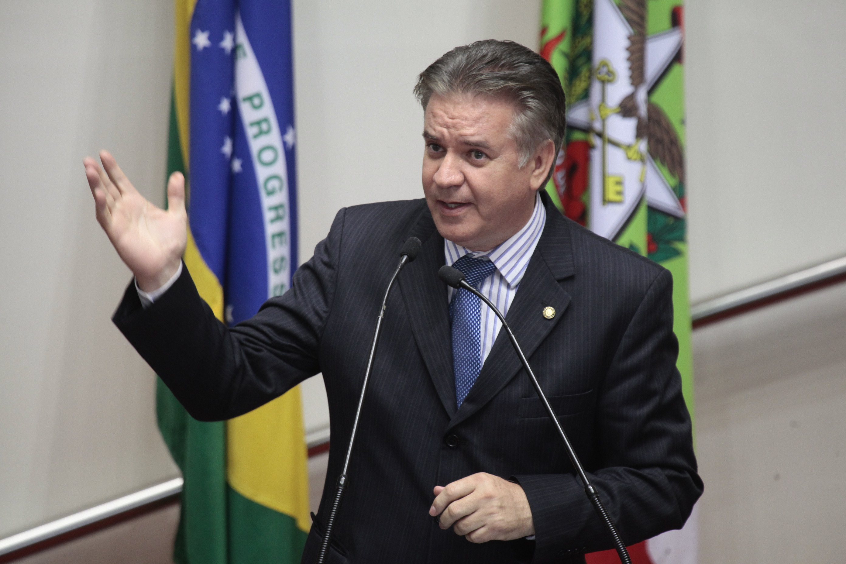 Sessão Ordinária da Assembleia Legislativa do Estado de Santa Catarina. Deputado César Valduga (PCdoB) -  Foto: Miriam Zomer/Agência AL