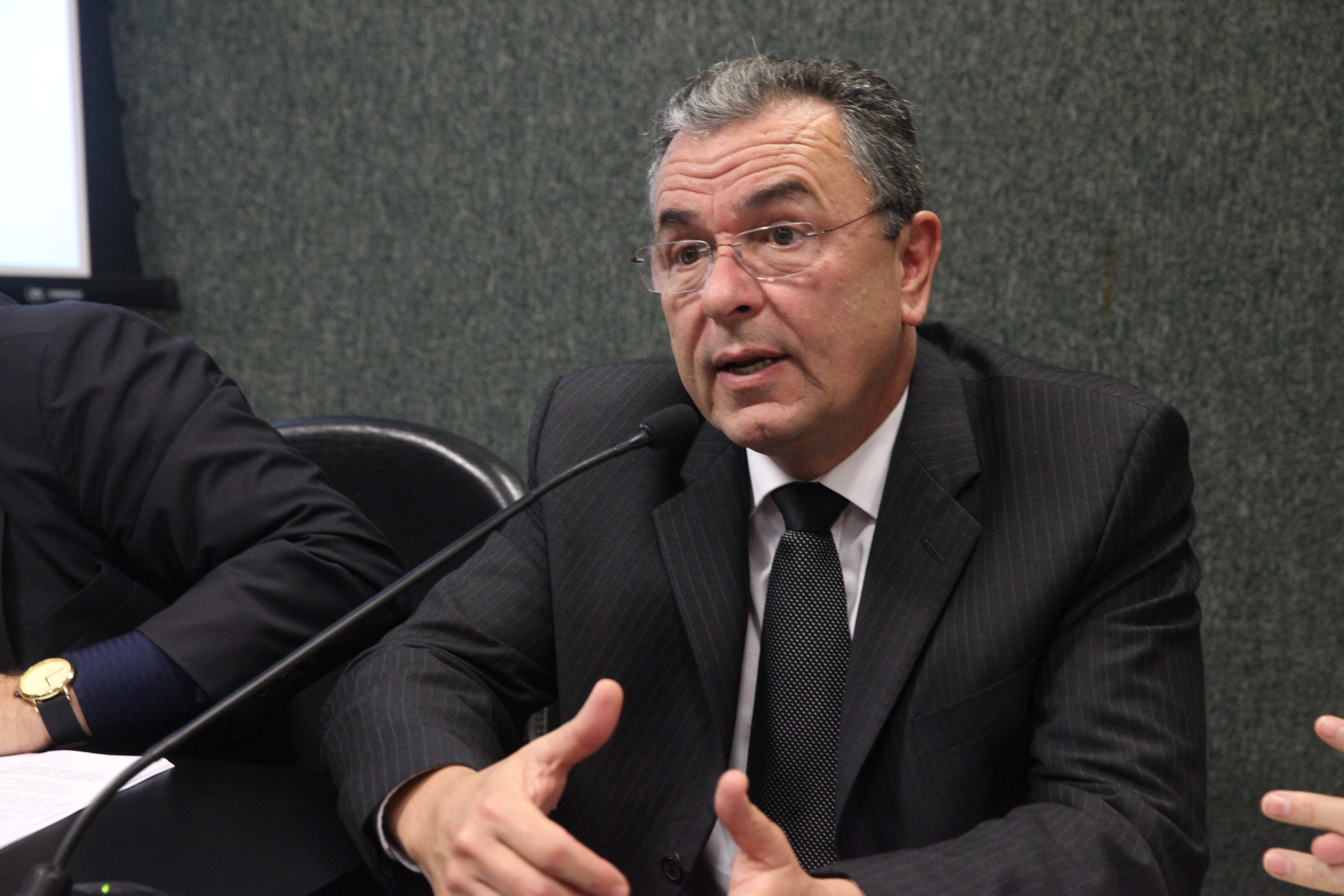 Deputado Dalmo de Oliveira (PMDB). Reunião da Comissão de Saúde. Debate Sobre as Doulas. Foto: Fábio Queiroz / Agência AL