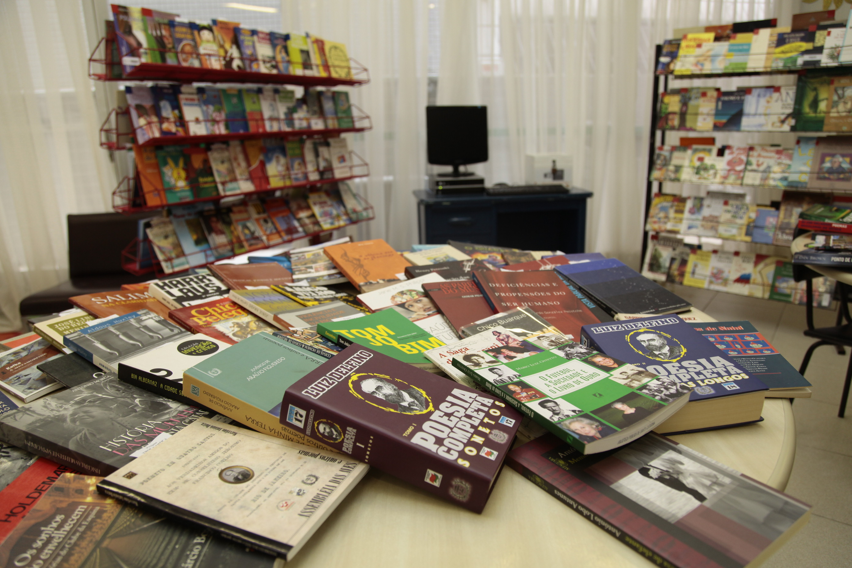 Biblioteca Pública de Santa Catarina realiza projetoTroca-Troca de Livros. Foto: Miriam Zomer/Agência AL