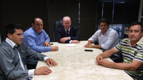 Marcos Vieira recebe lideranças de várias partes do Estado
