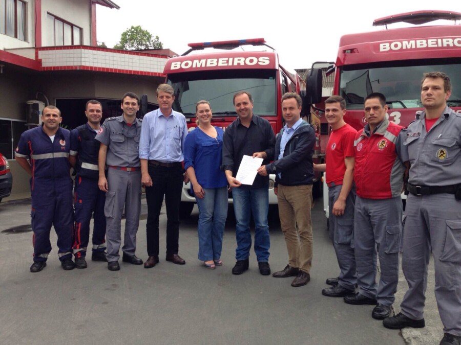 Deputado Kennedy Nunes em visita ao Comando dos Bombeiros Voluntários de Jaraguá do Sul